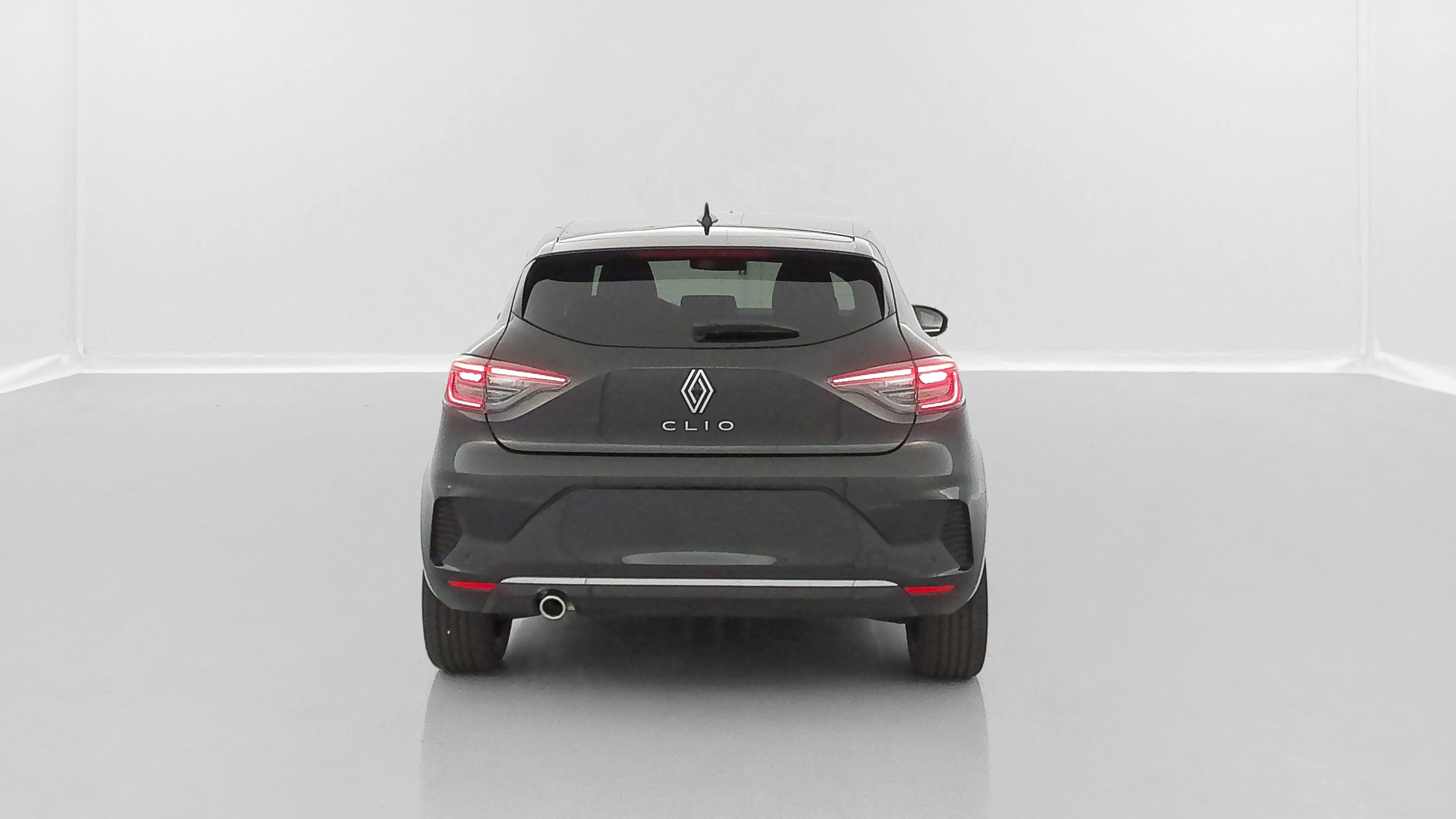 Renault Clio - Image 26