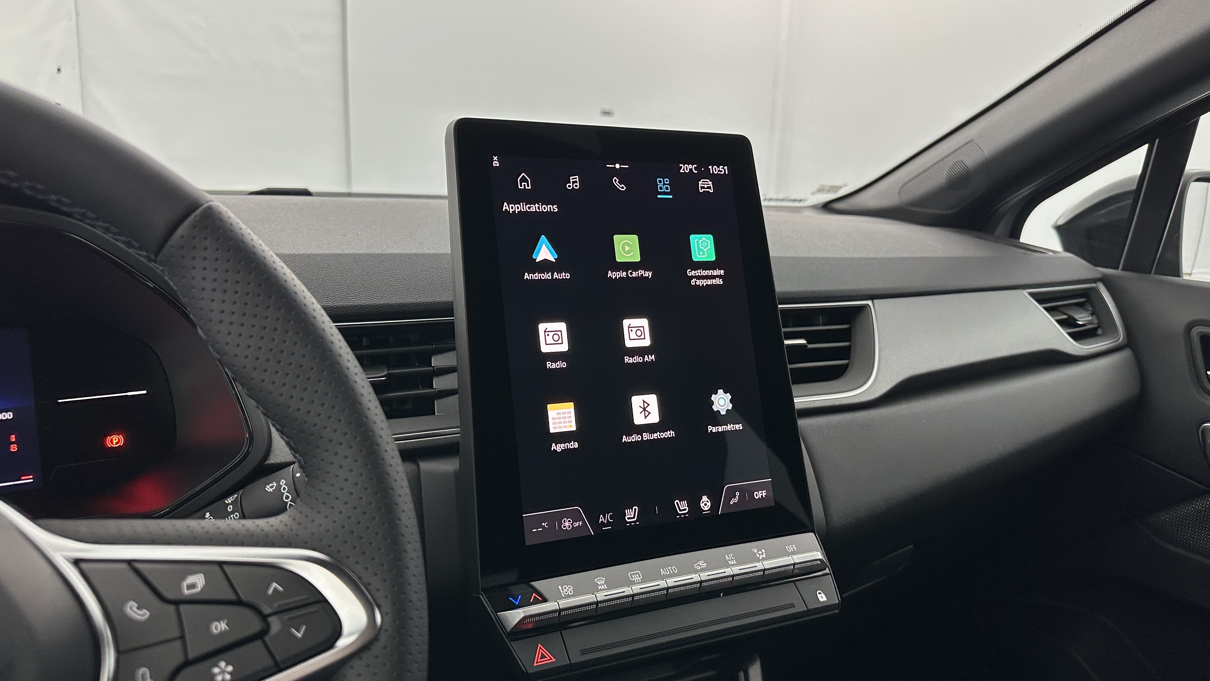 Renault Captur - Image 19