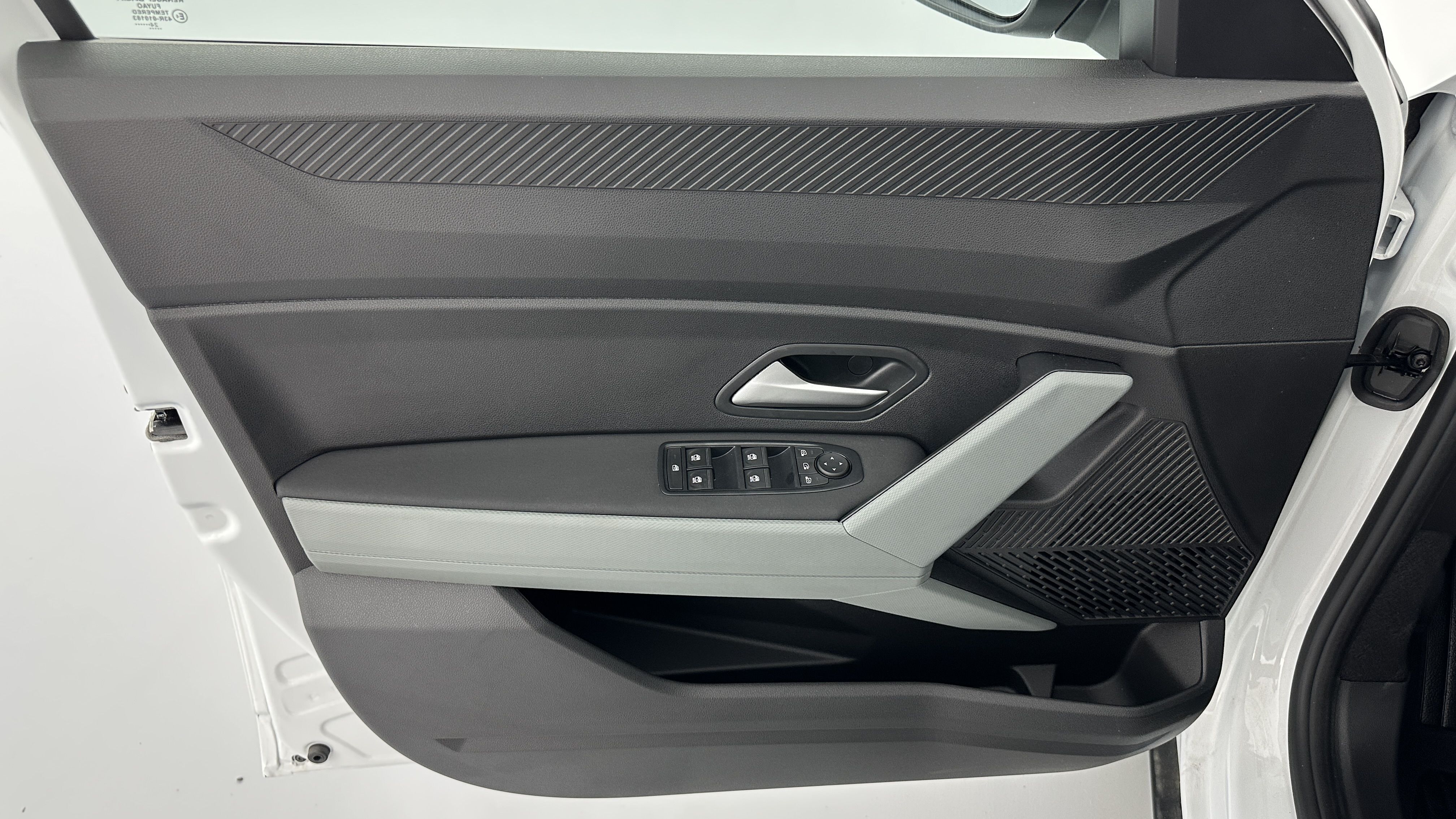 Dacia DUSTER - Image 13