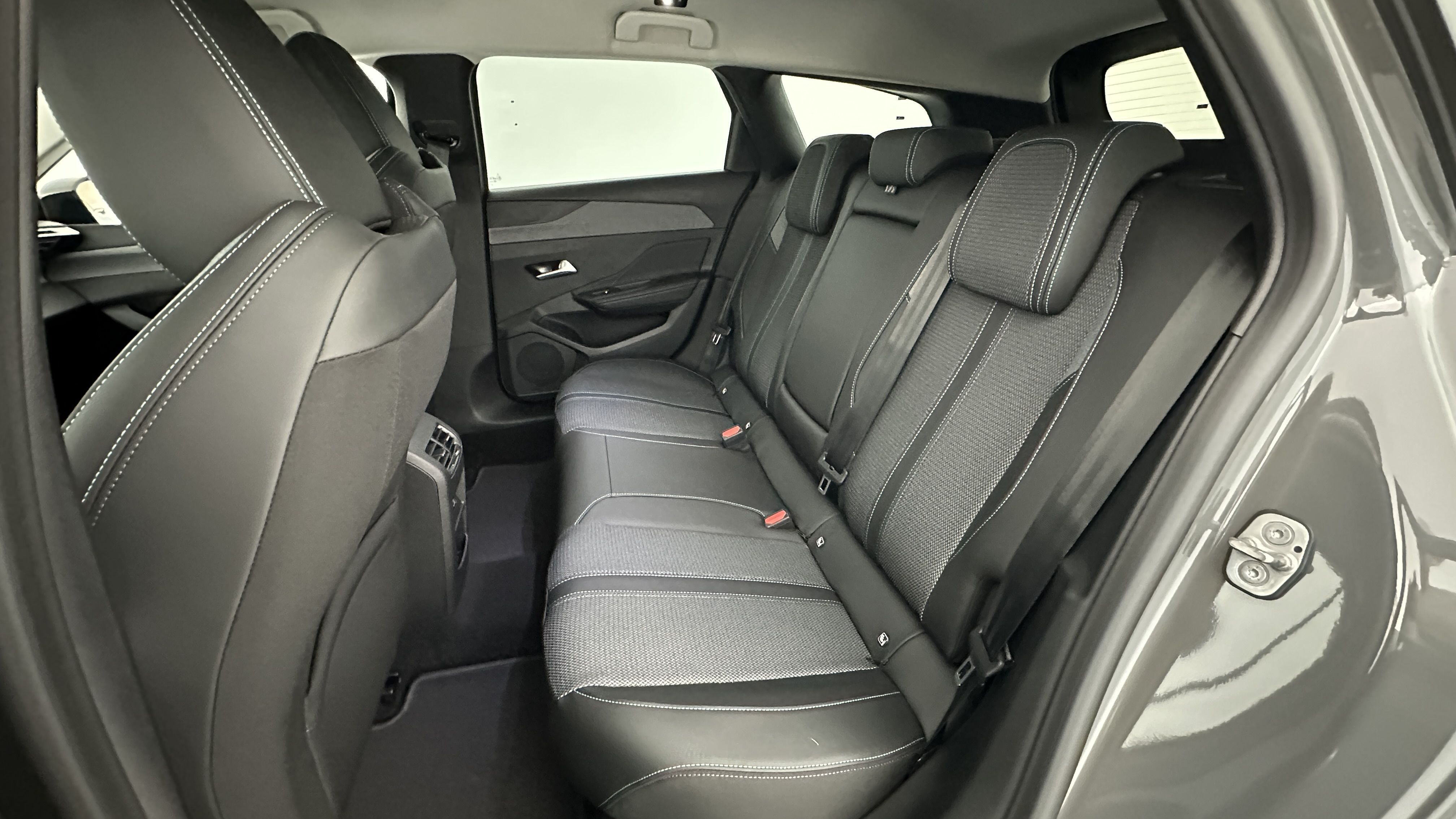 Peugeot 308 SW - Image 9