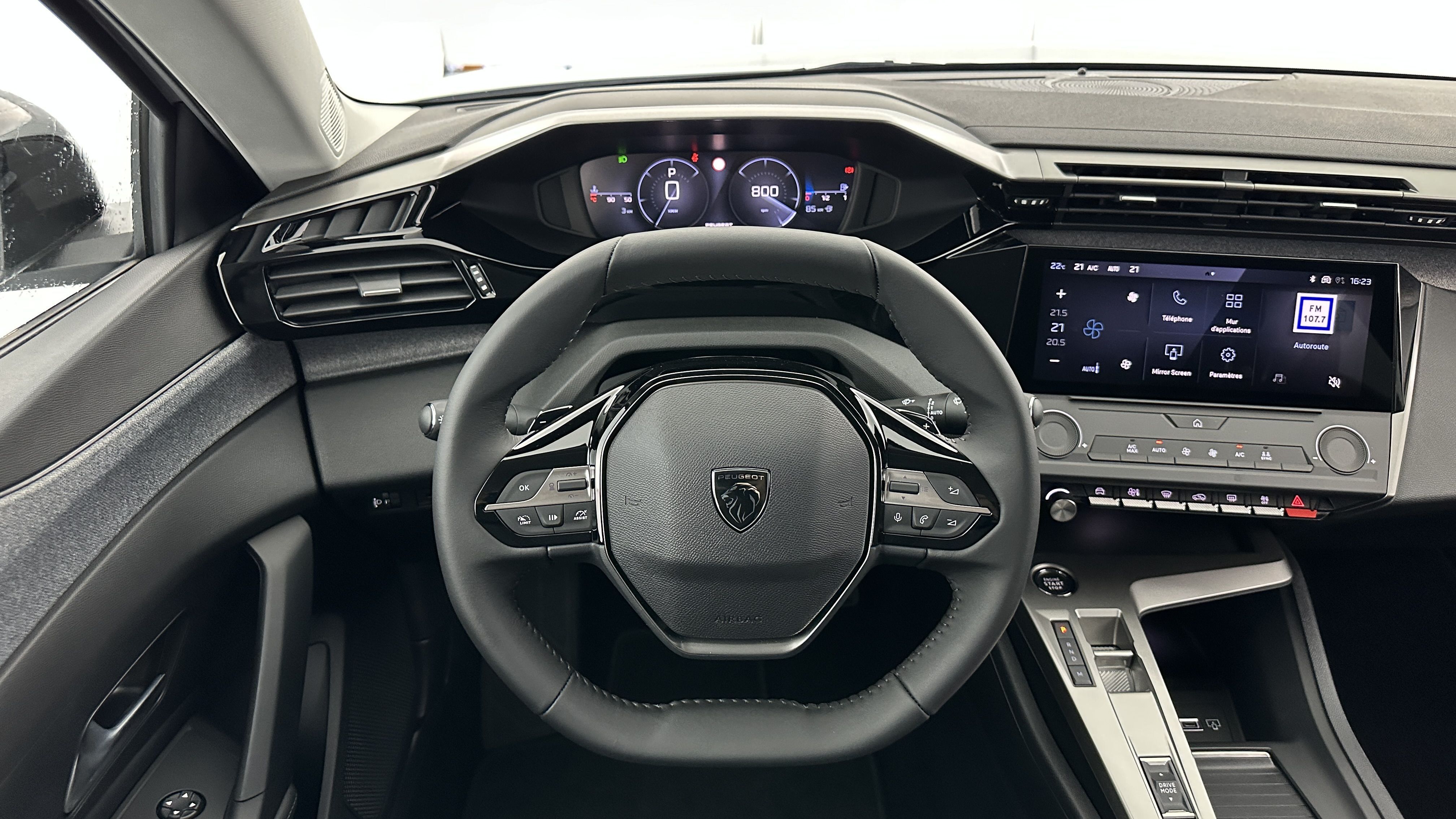 Peugeot 308 SW - Image 13