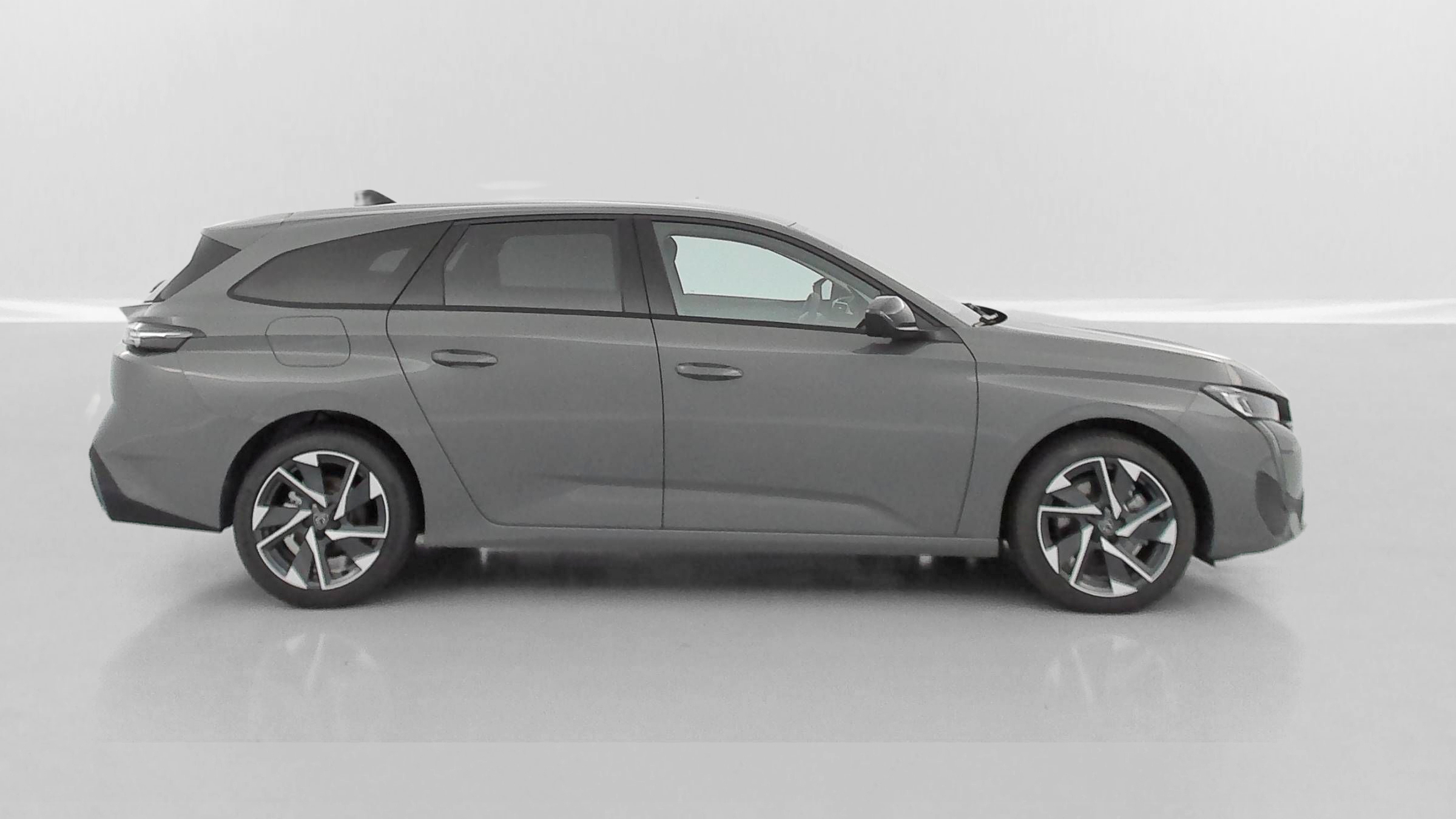 Peugeot 308 SW - Image 23