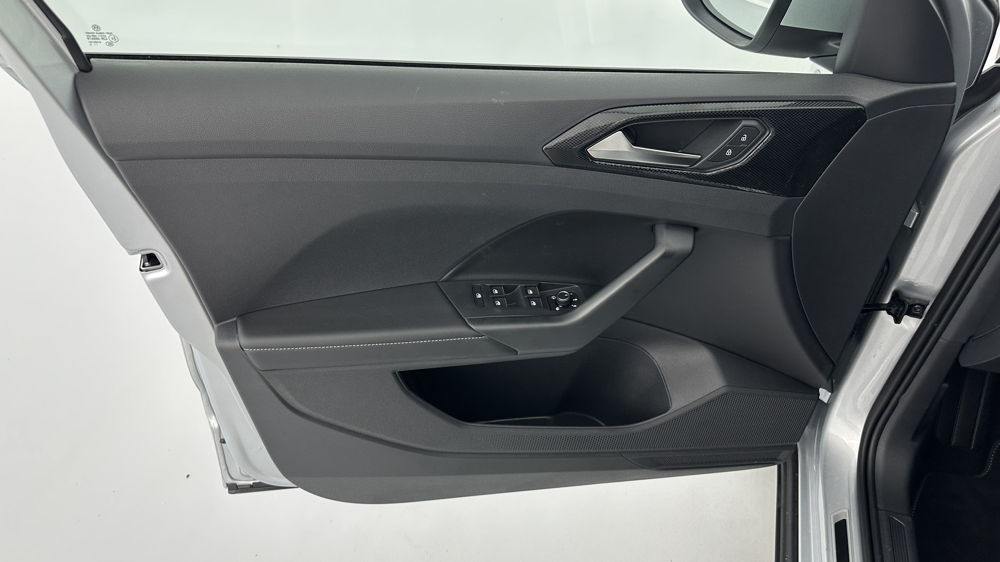 Volkswagen T-cross - Image 13