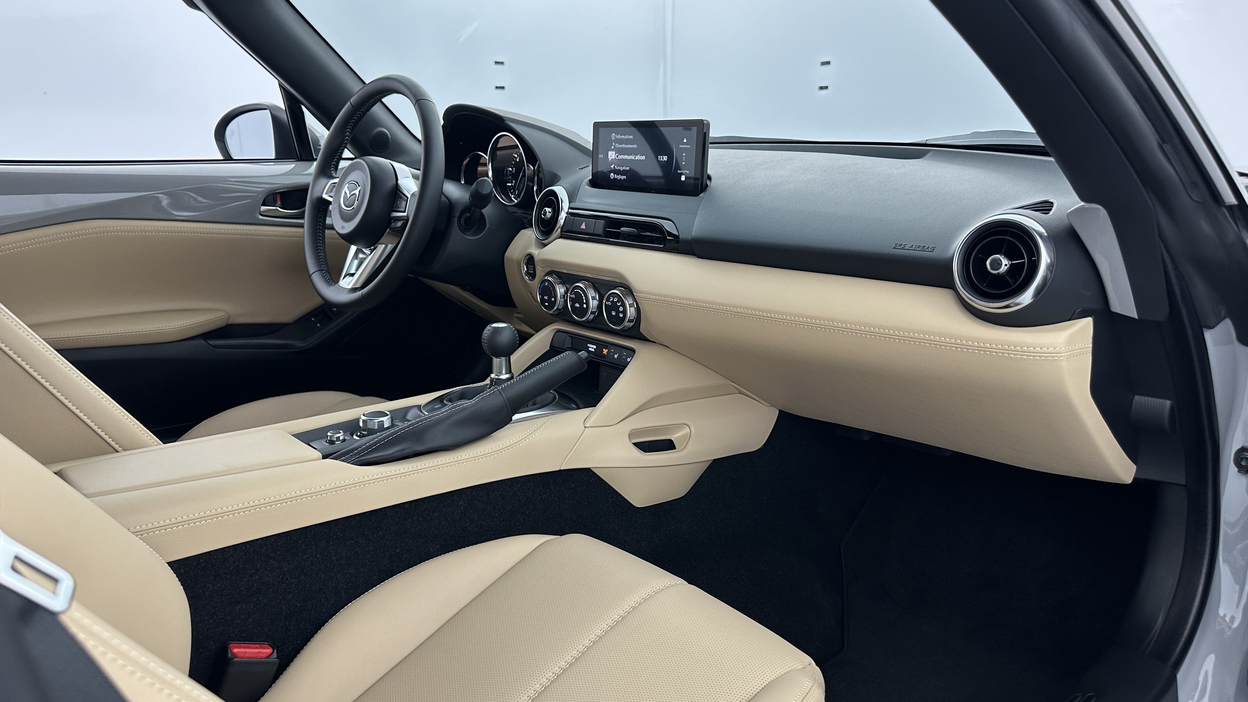 Mazda MX-5 ROADSTER - Image 7