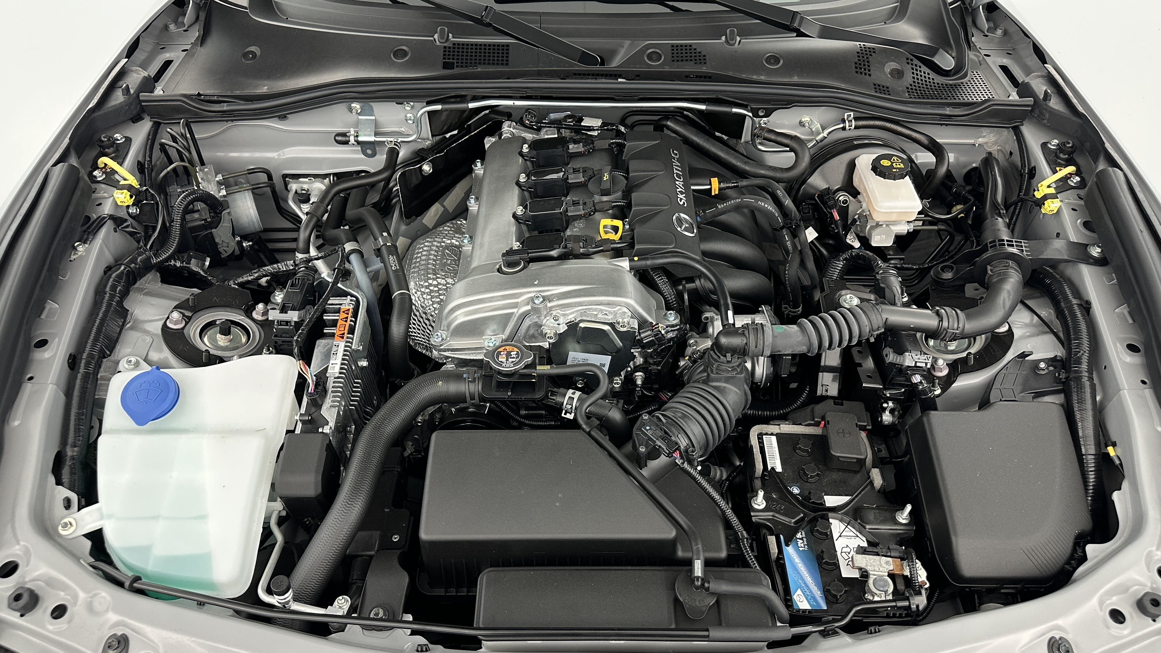 Mazda MX-5 ROADSTER - Image 9