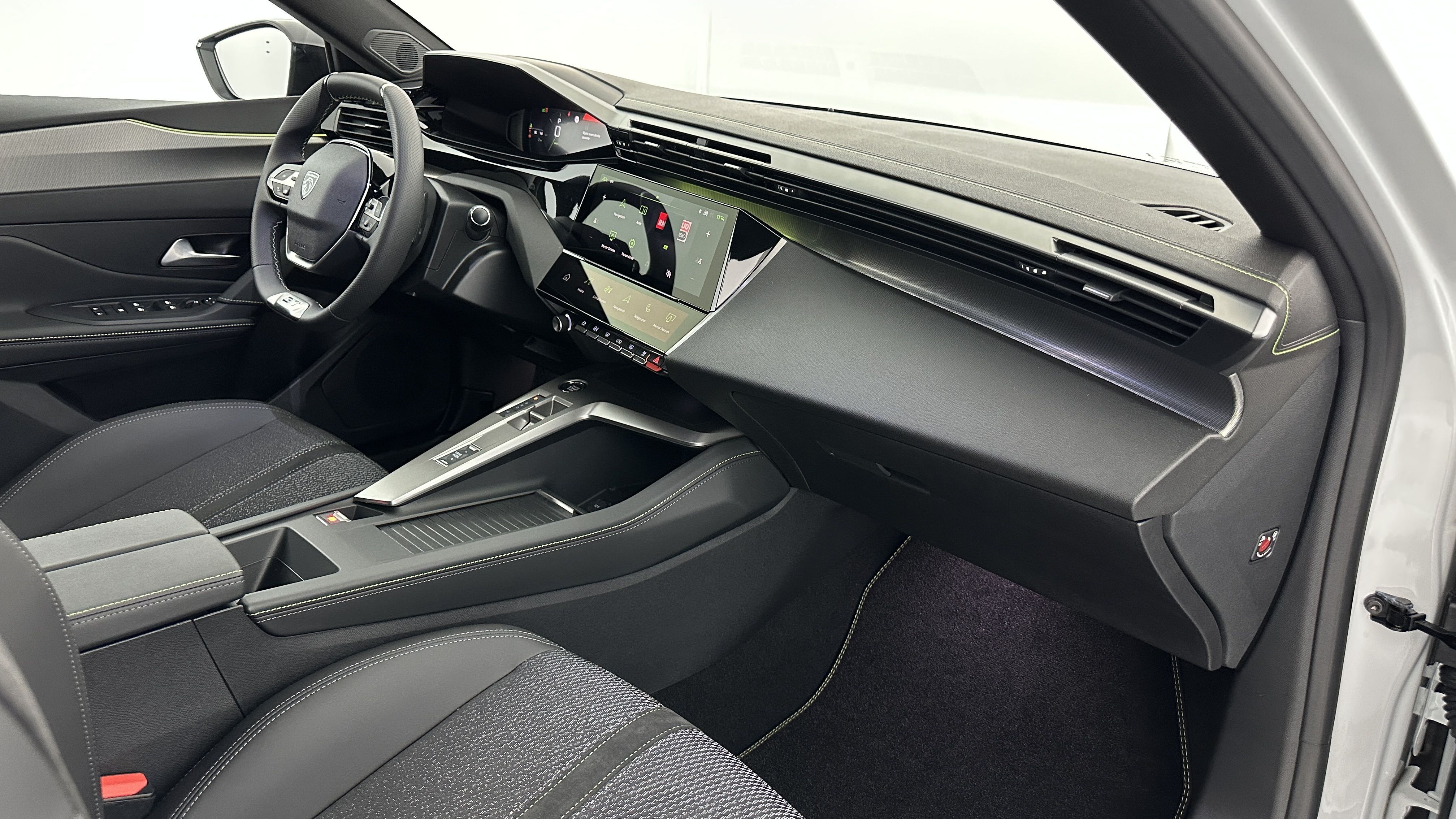 Peugeot 308 - Image 8