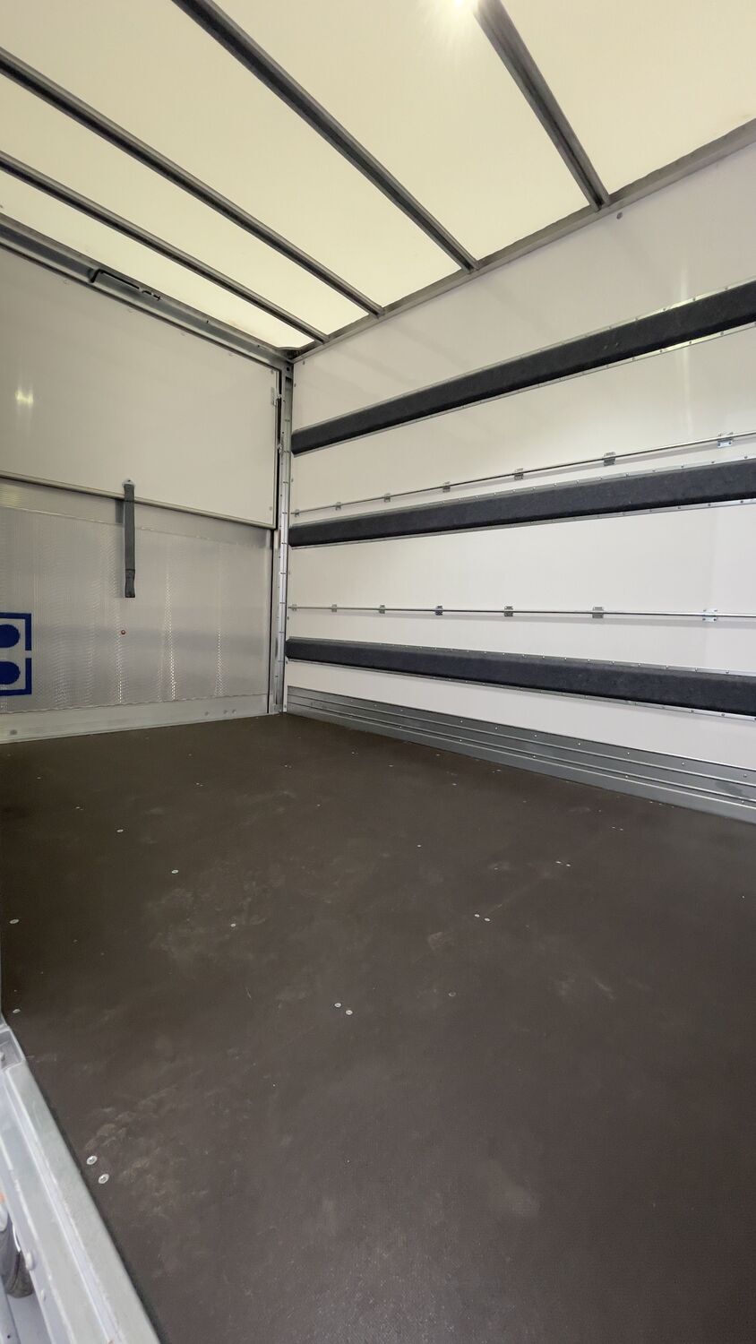 Iveco Daily - Image 8