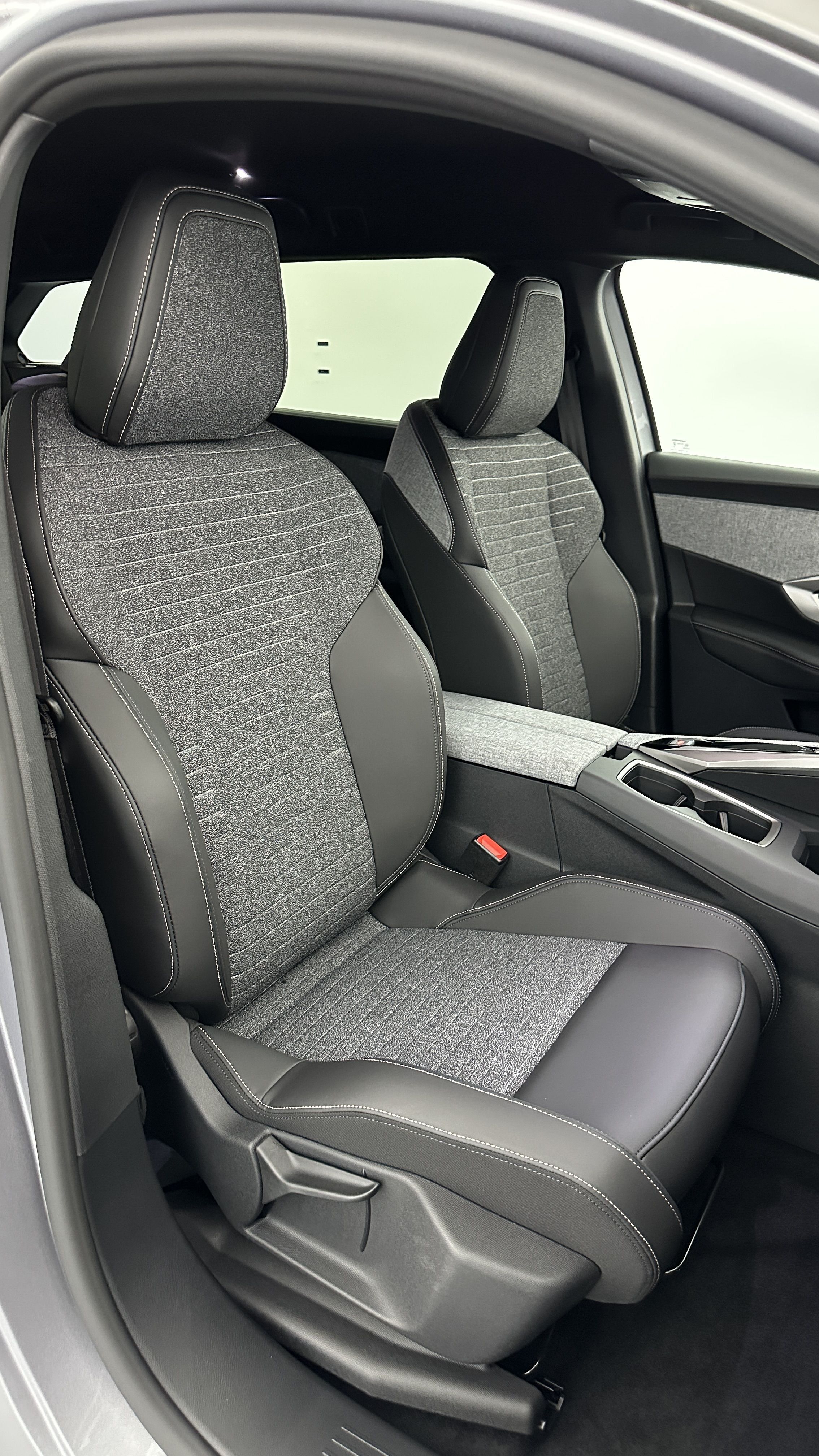 Peugeot 5008 - Image 26