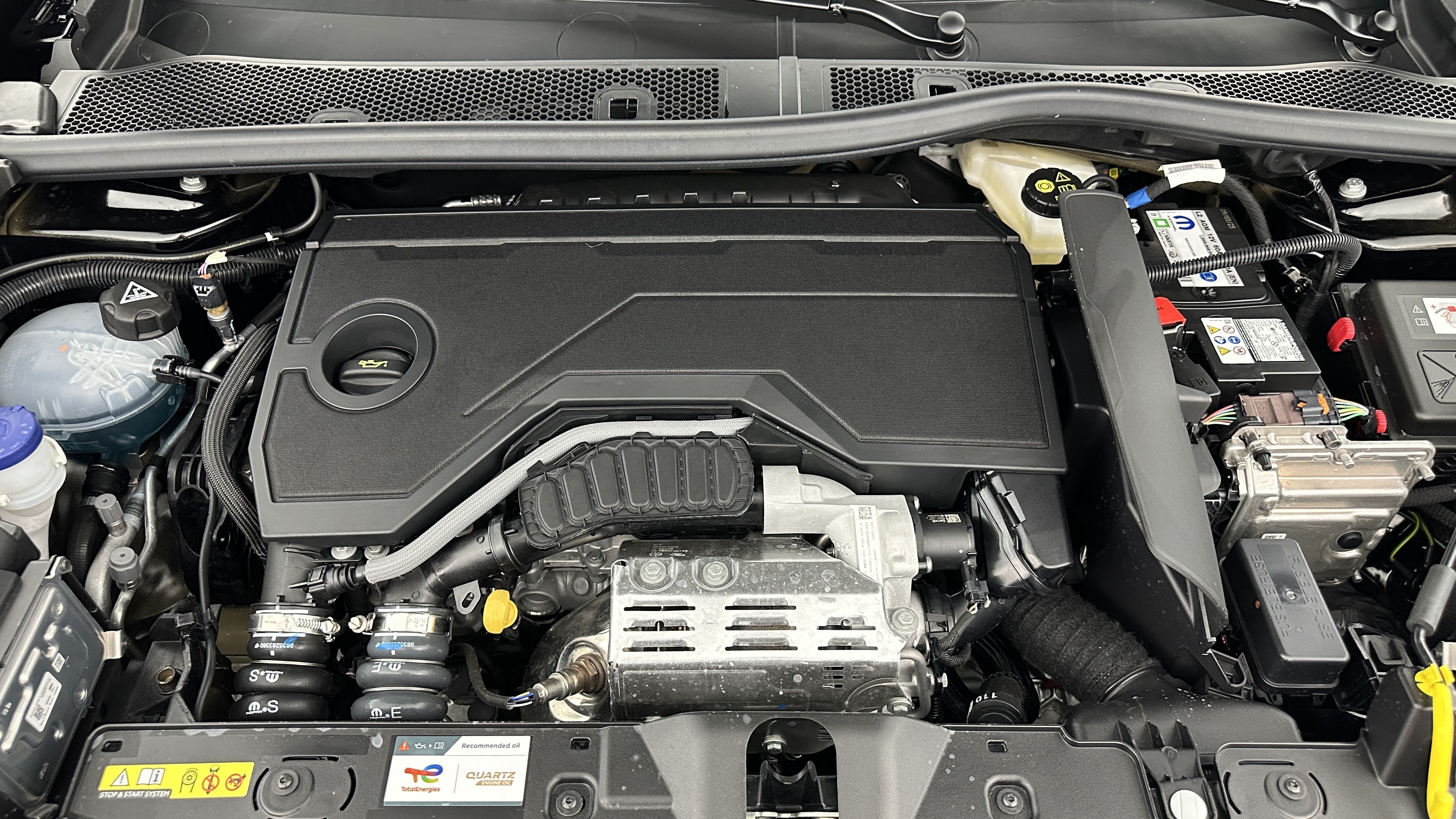 Peugeot 2008 - Image 11