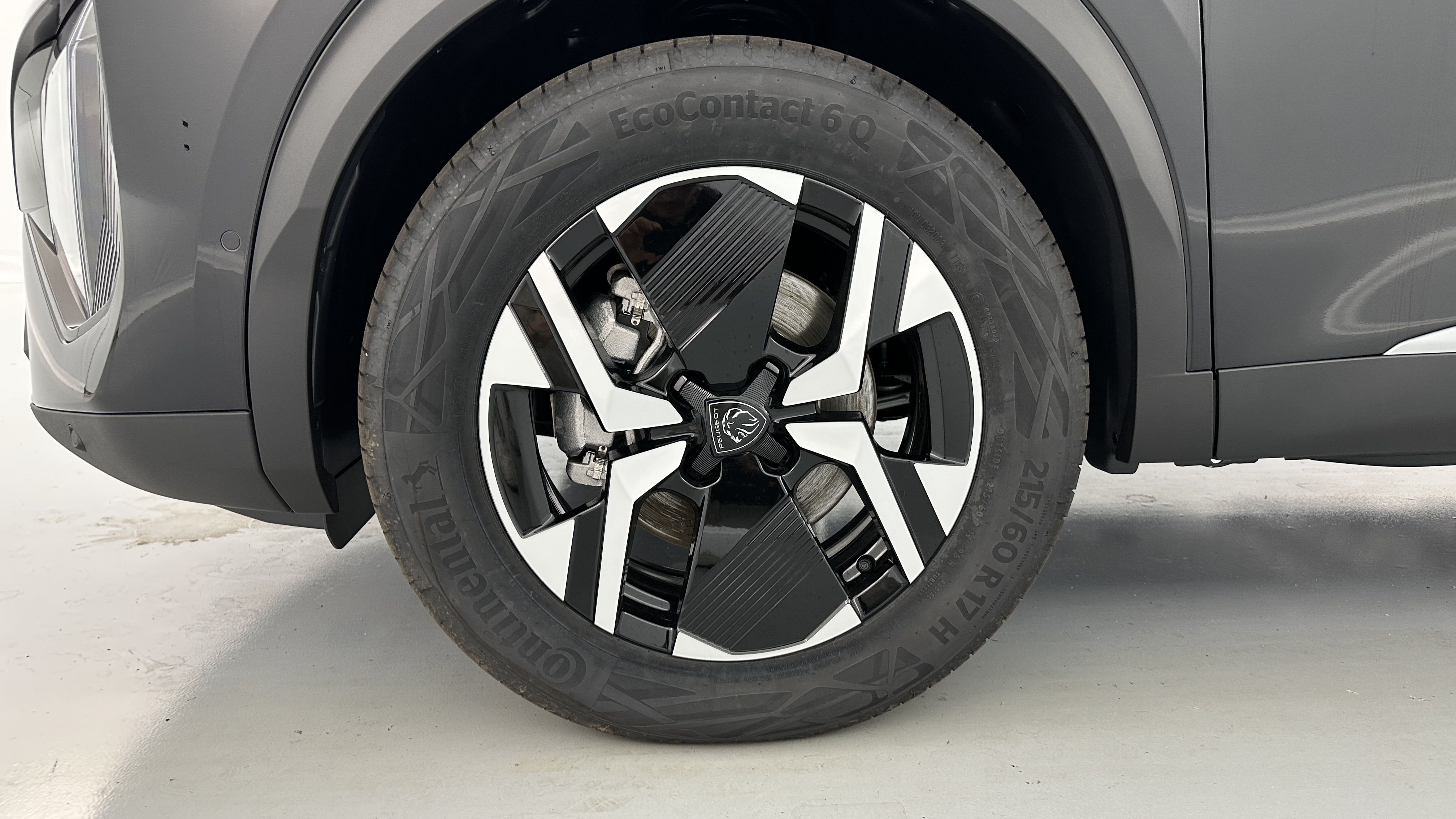 Peugeot 2008 - Image 12