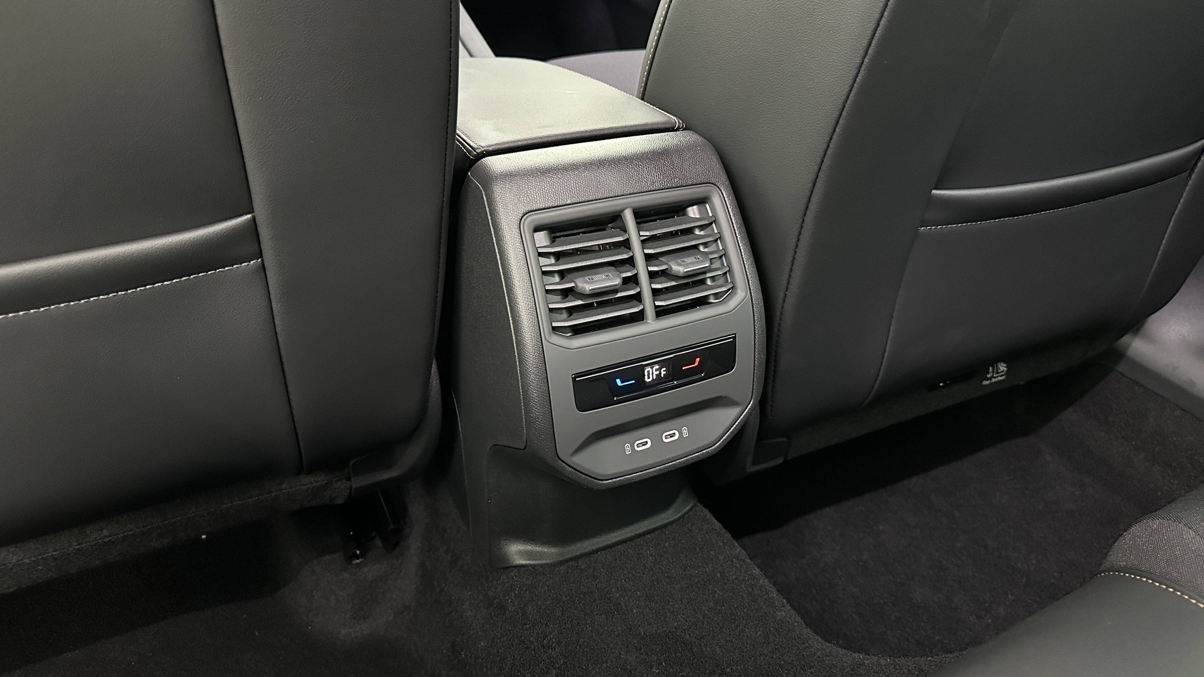 Cupra Formentor - Image 23