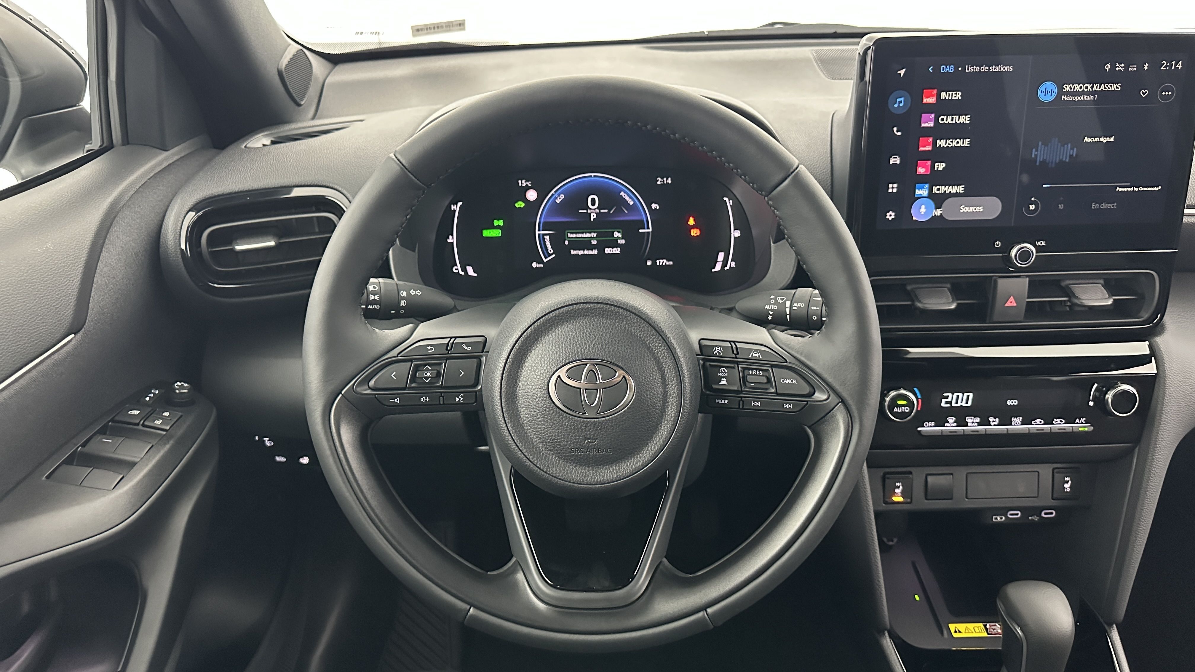 Toyota Yaris Cross Hybride - Image 14