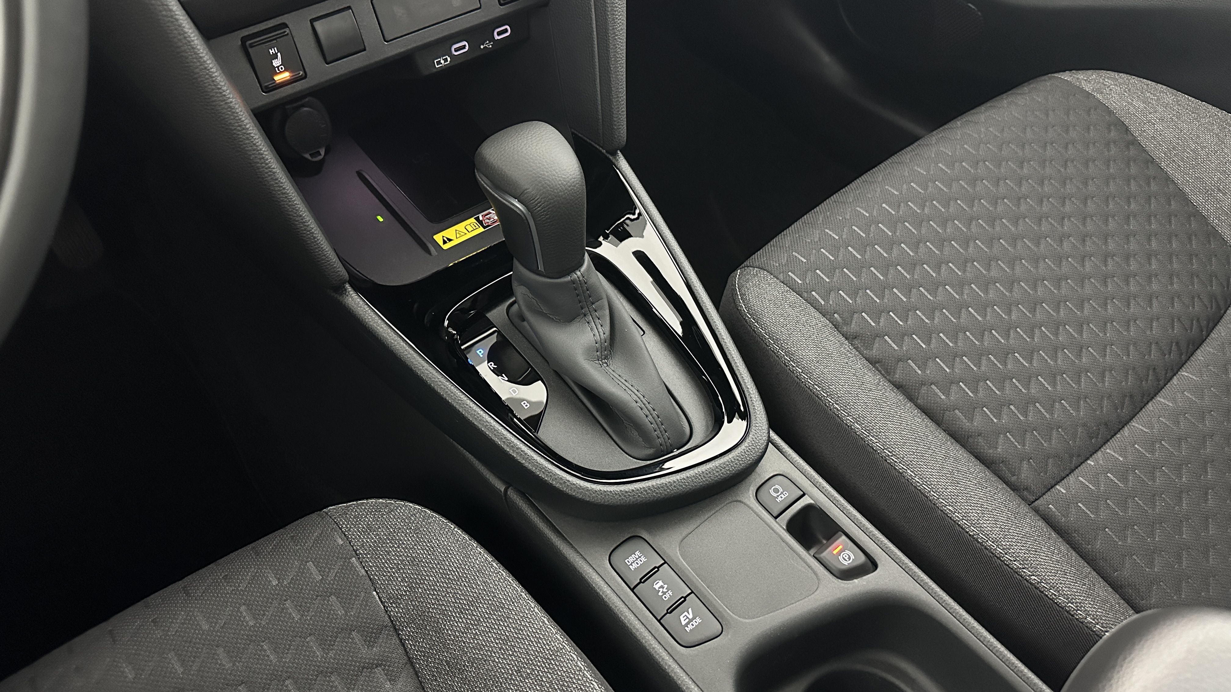 Toyota Yaris Cross Hybride - Image 17