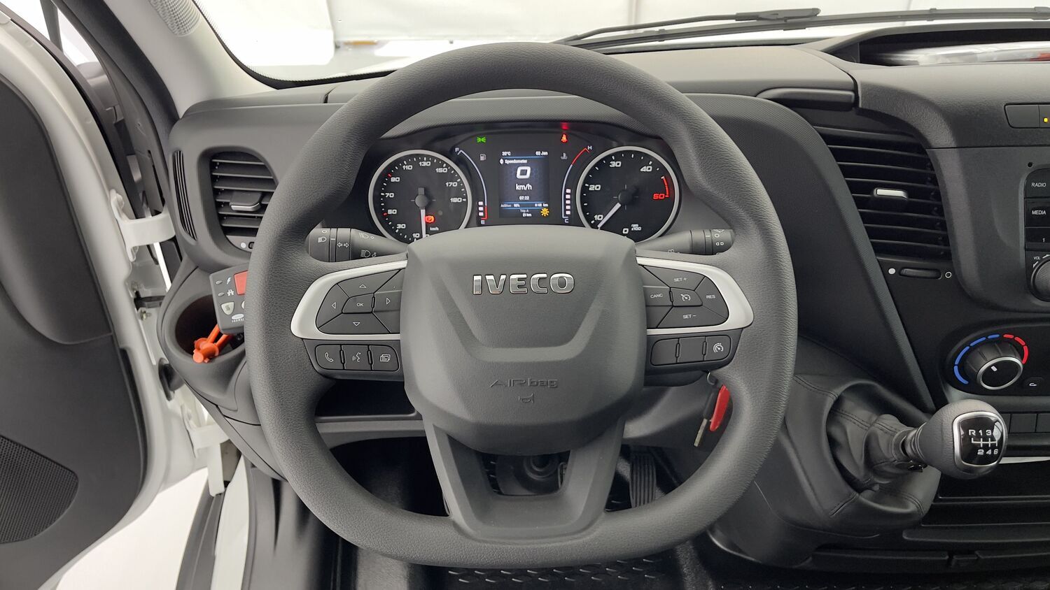 Iveco Daily - Image 10