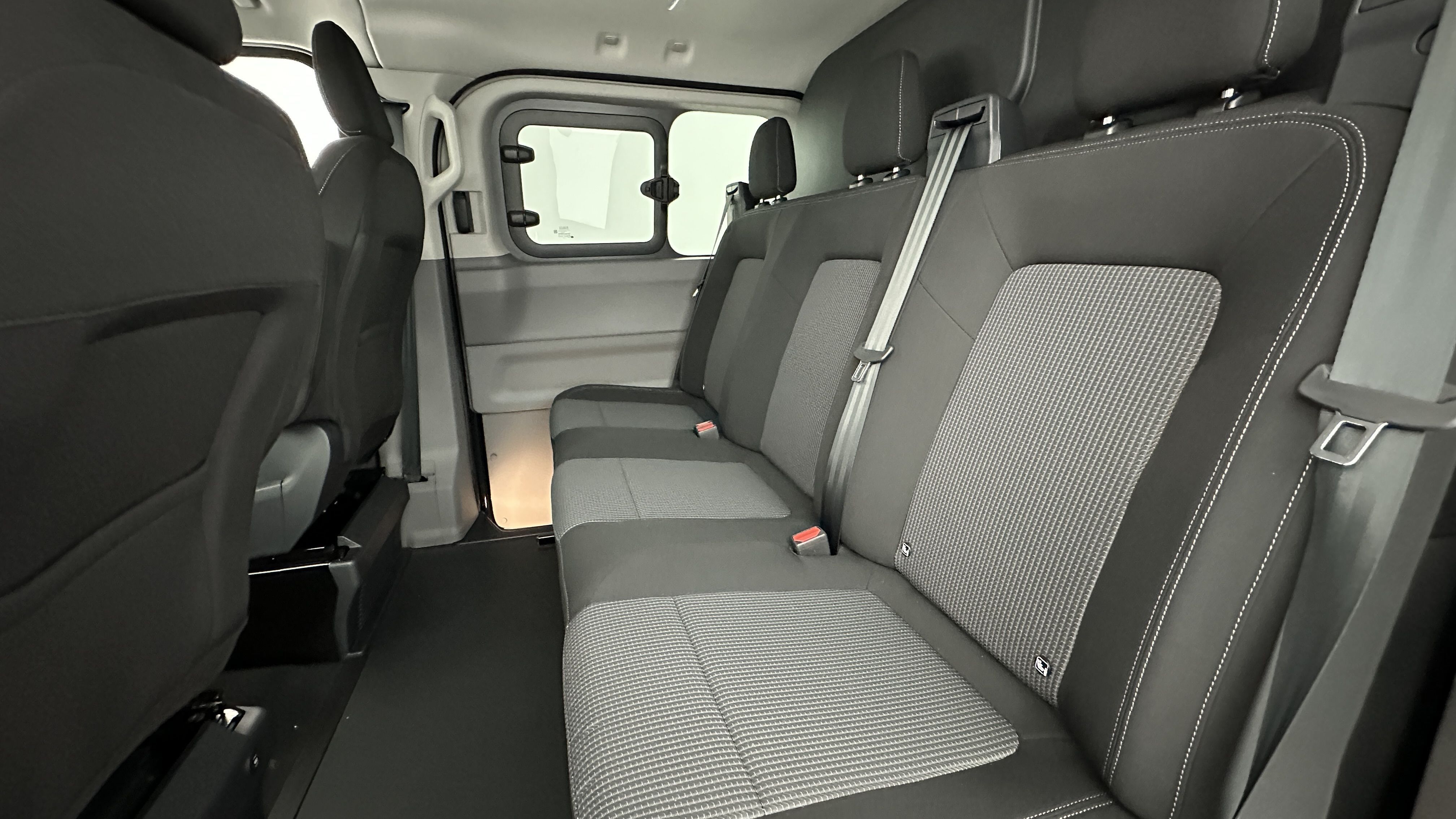 Volkswagen TRANSPORTER PROCAB - Image 9