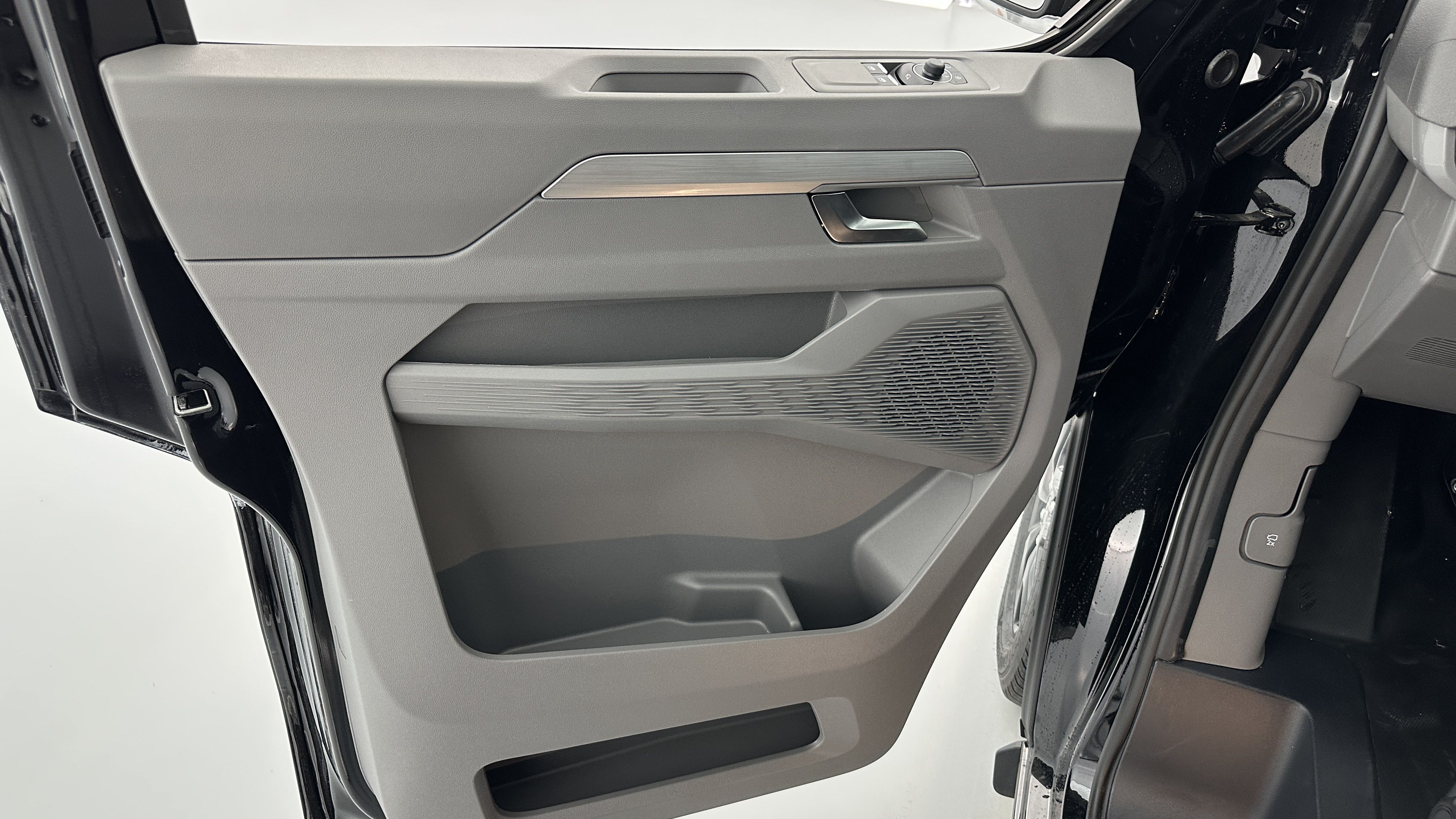 Volkswagen TRANSPORTER PROCAB - Image 12