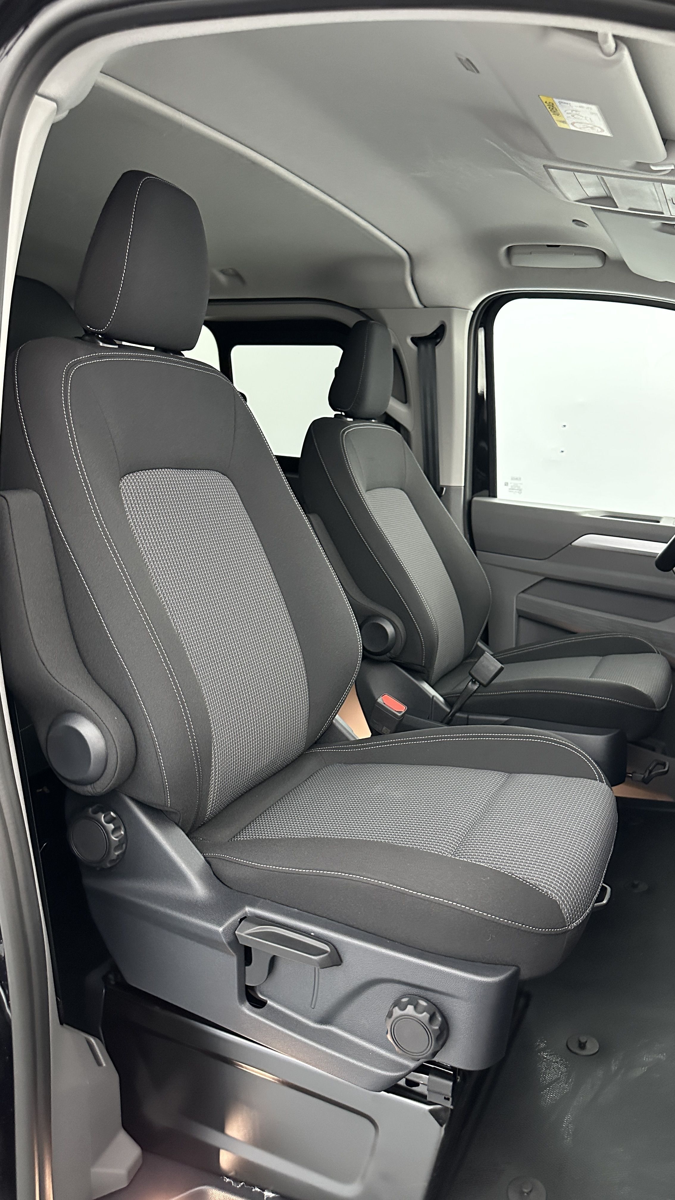 Volkswagen TRANSPORTER PROCAB - Image 21