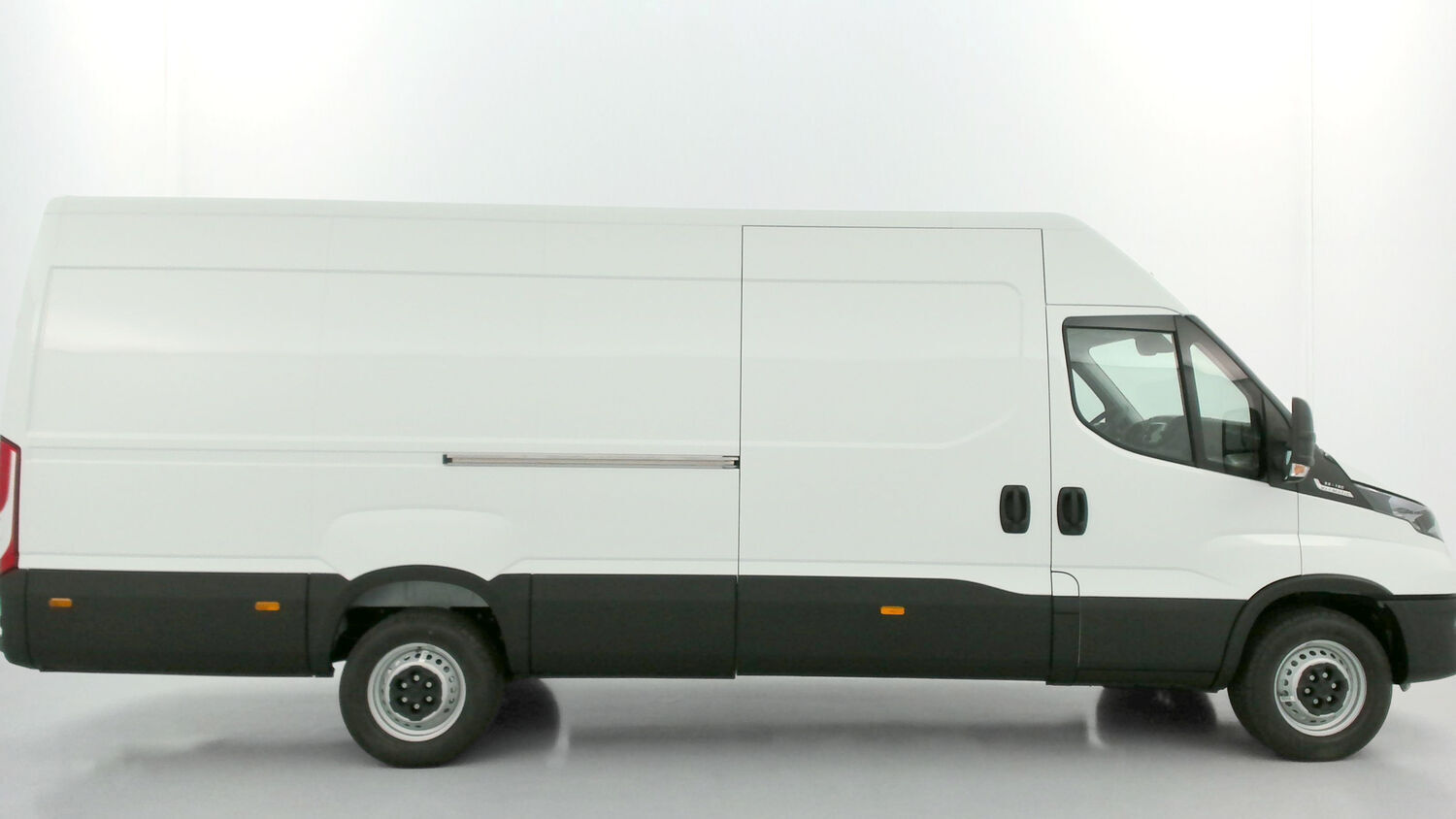 Iveco Daily - Image 15
