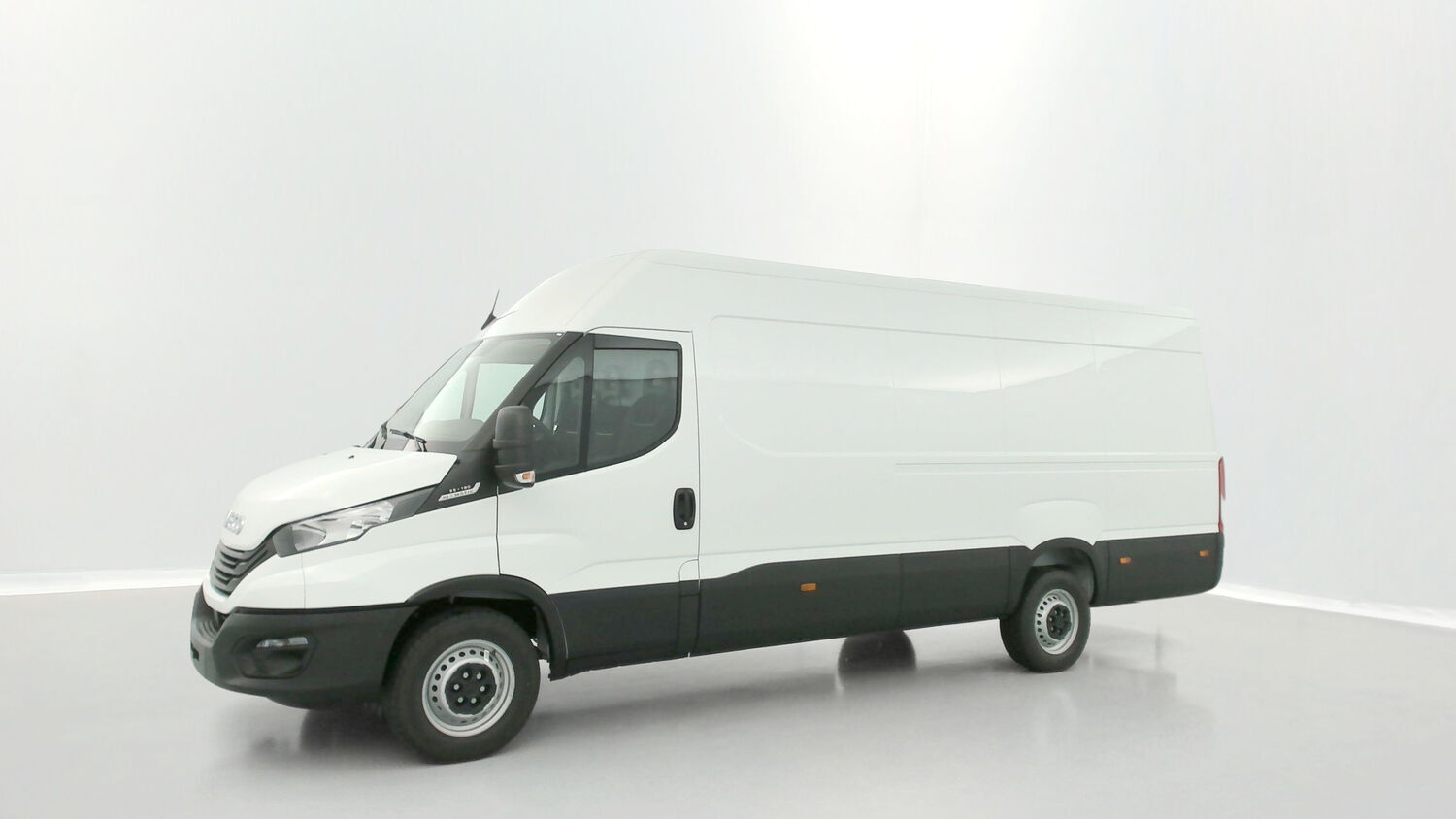 Iveco Daily - Image 16