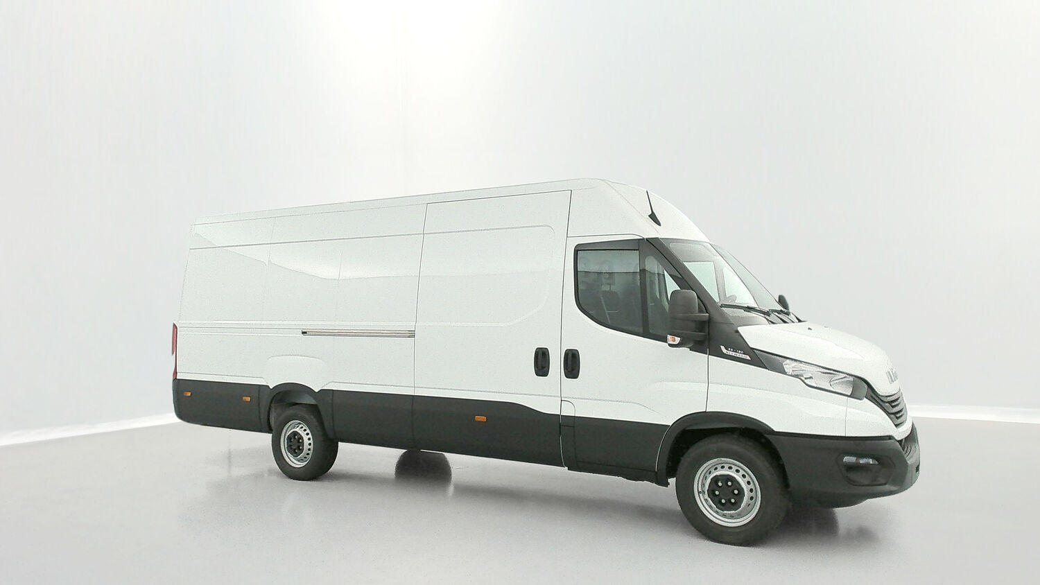 Iveco Daily - Image 19