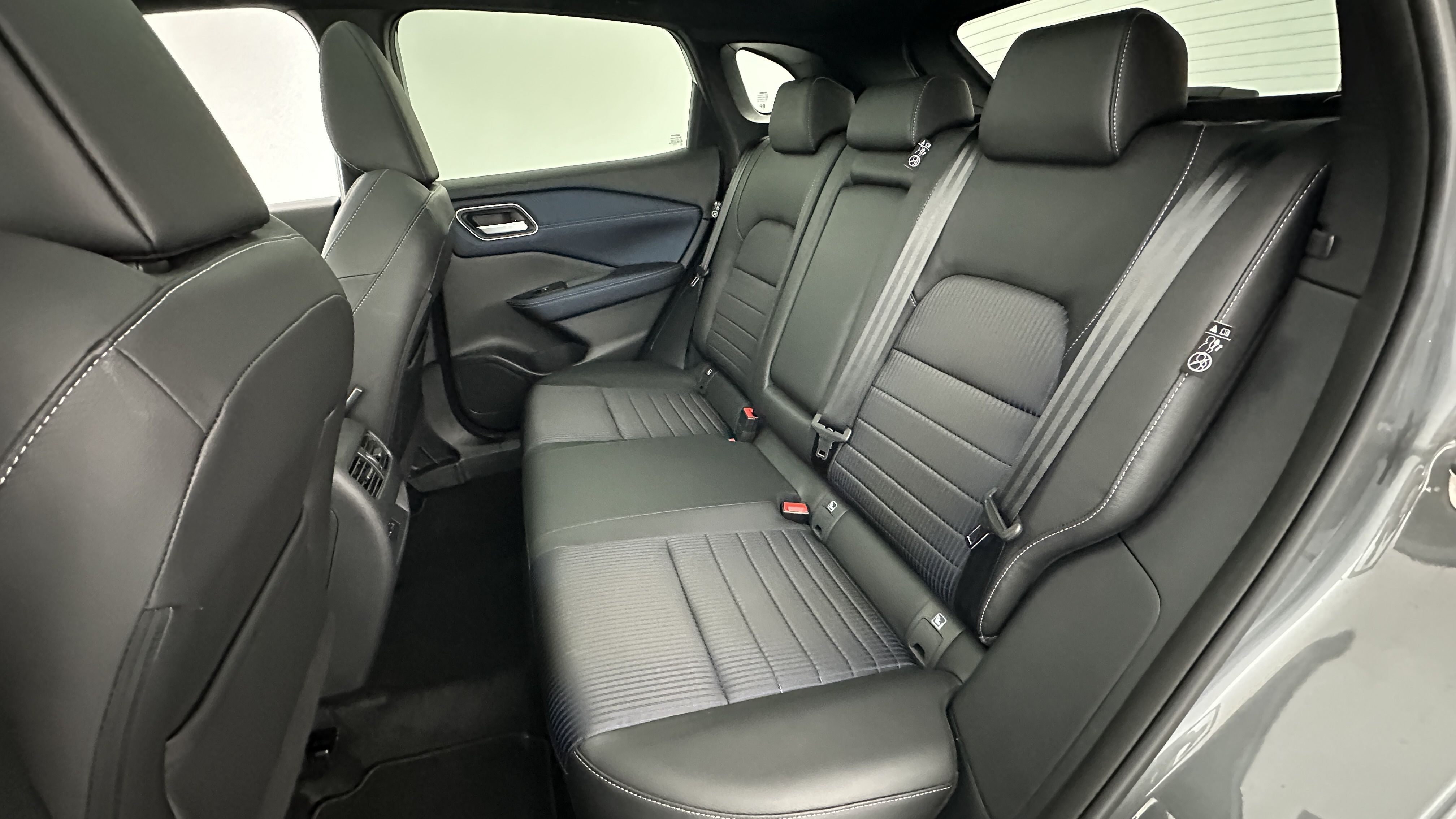 Nissan QASHQAI - Image 9