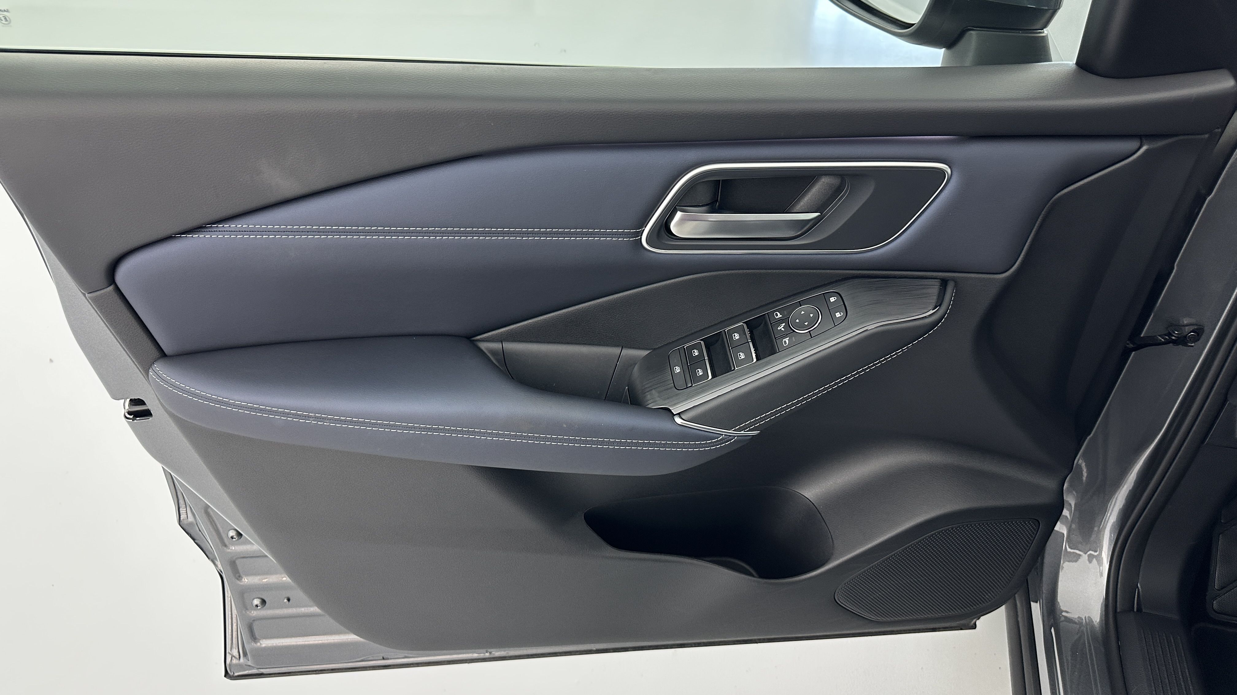 Nissan QASHQAI - Image 12