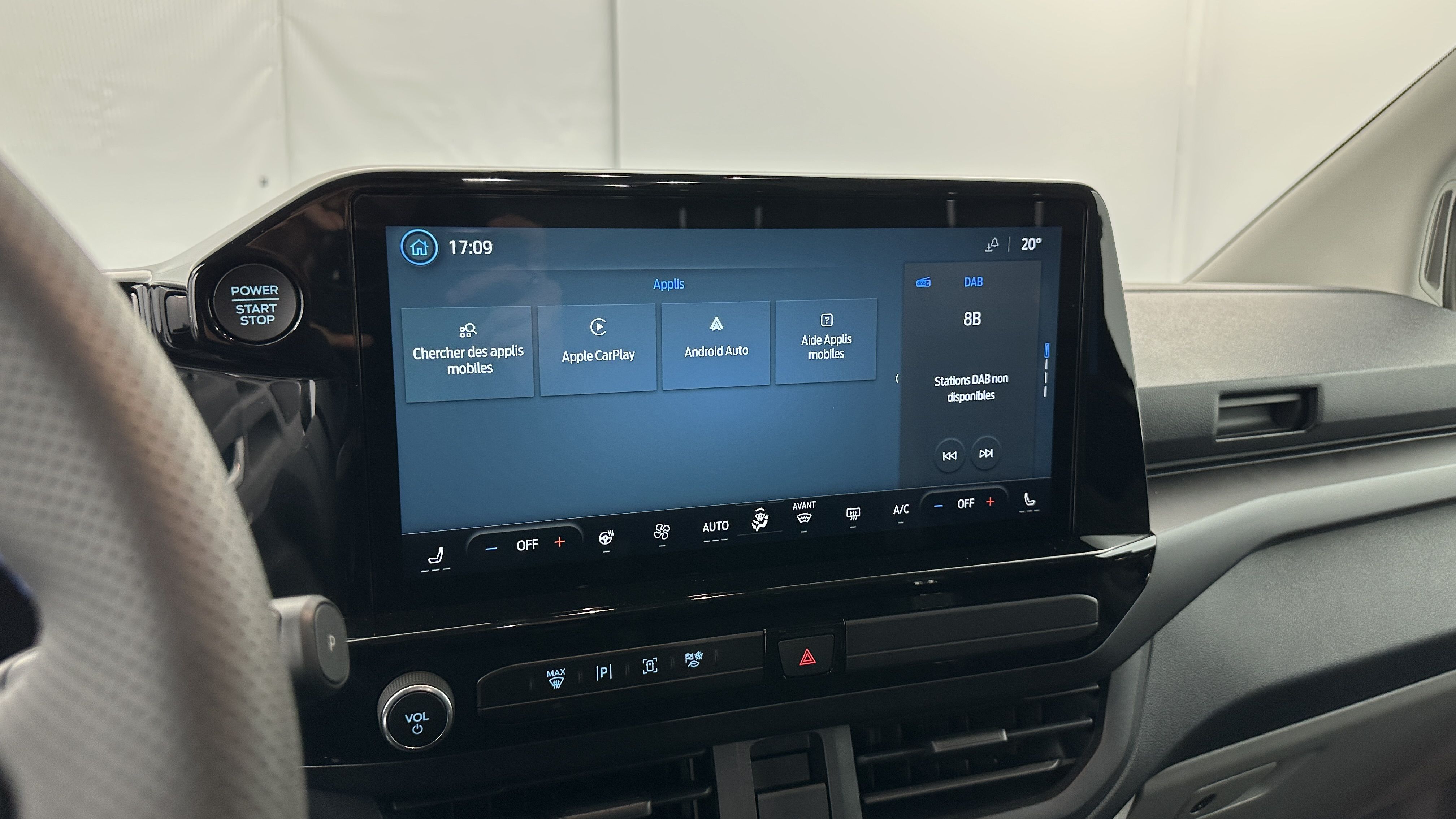 Ford Transit Custom Fourgon - Image 17