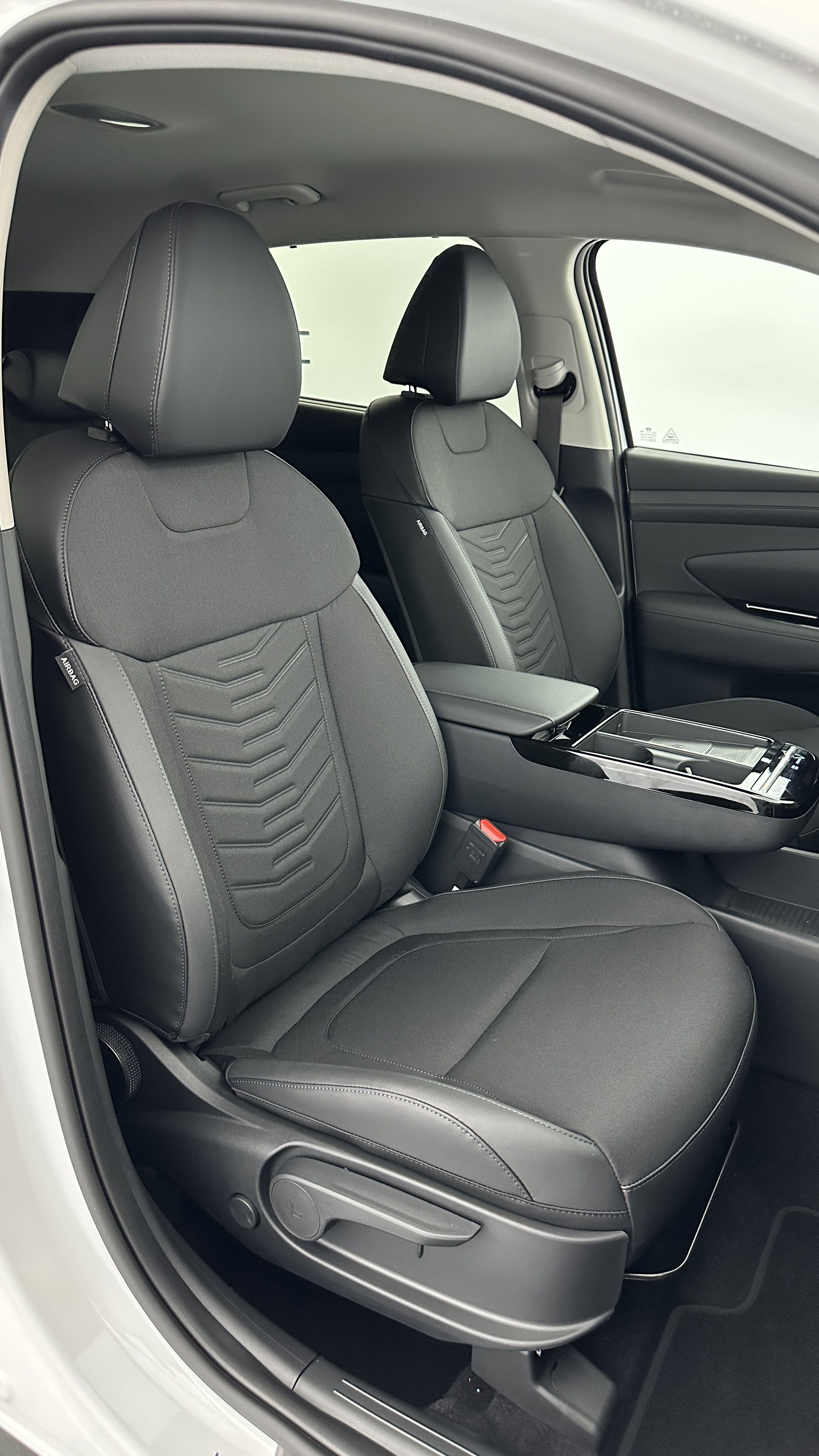 Hyundai Tucson - Image 17