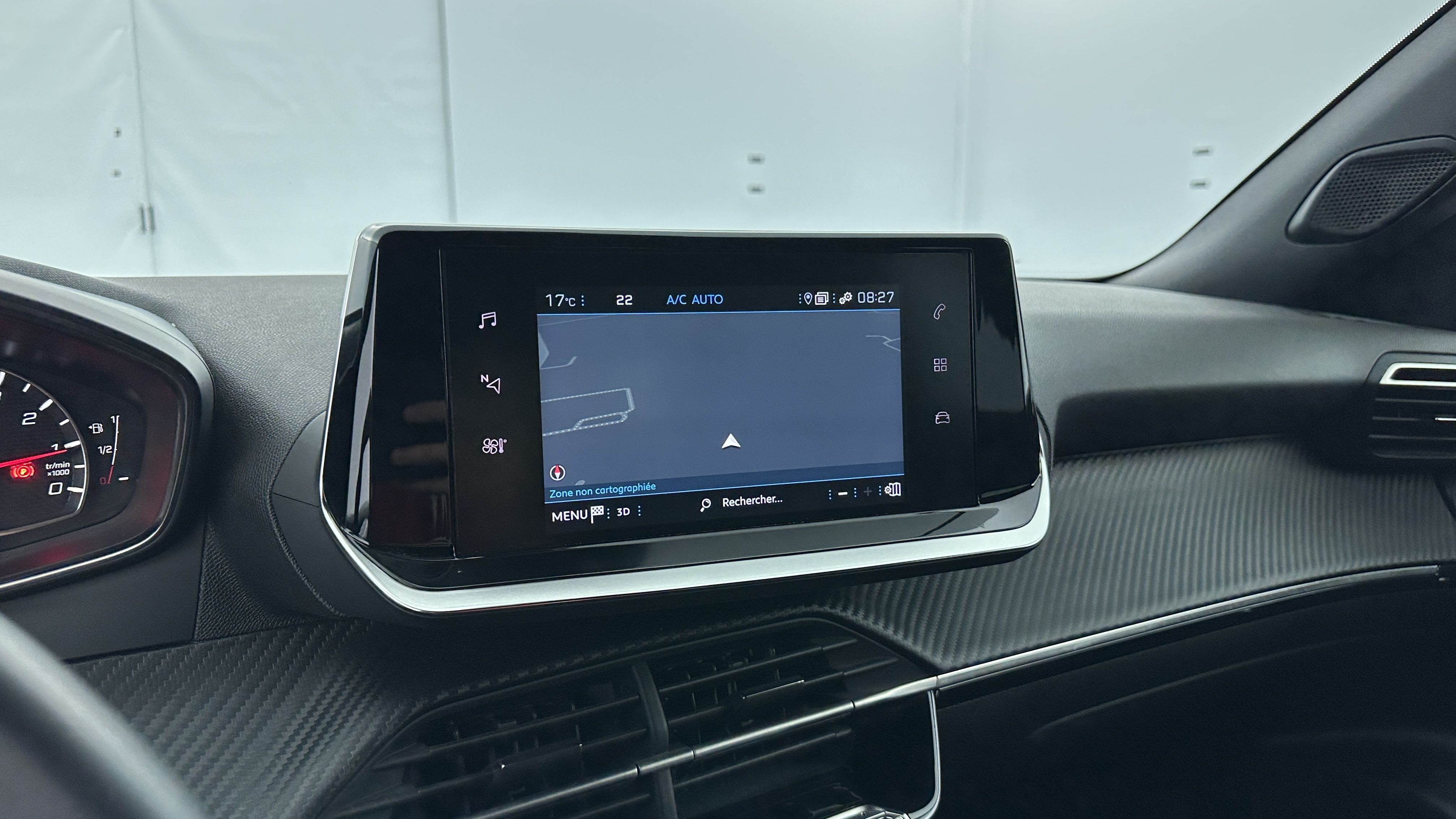 Peugeot 2008 - Image 17