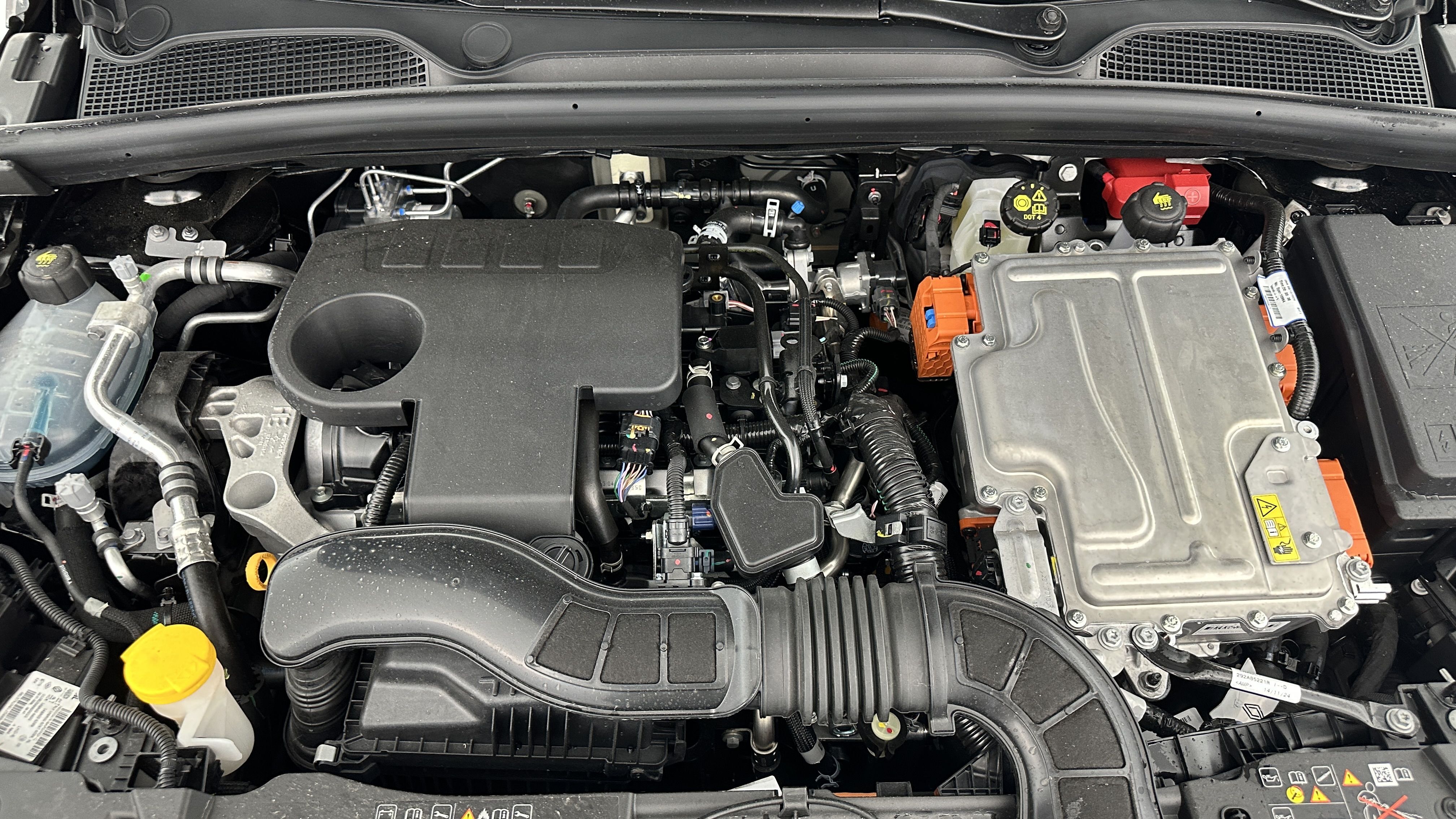 Renault Clio - Image 11