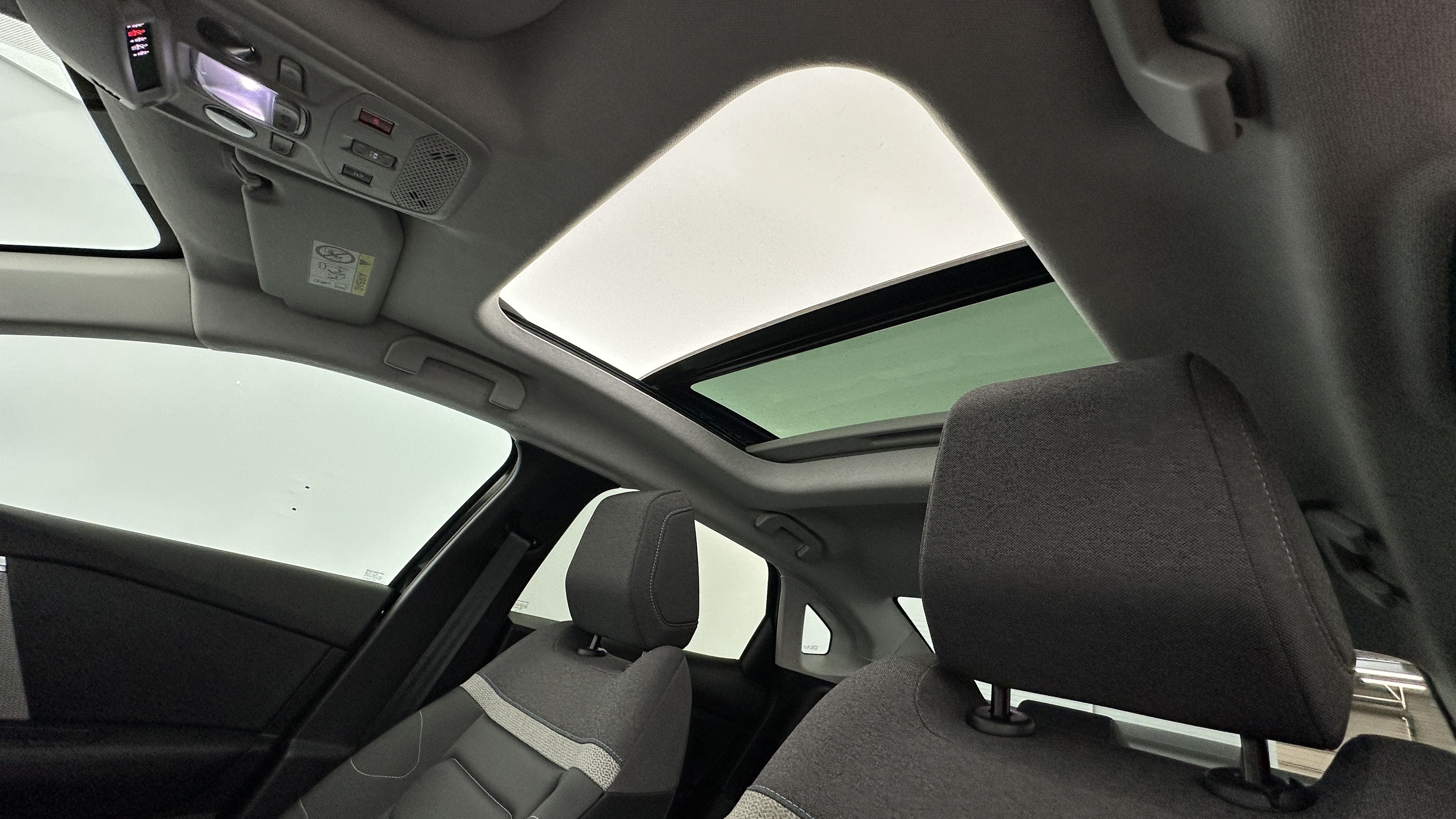 Citroën C4 X - Image 18