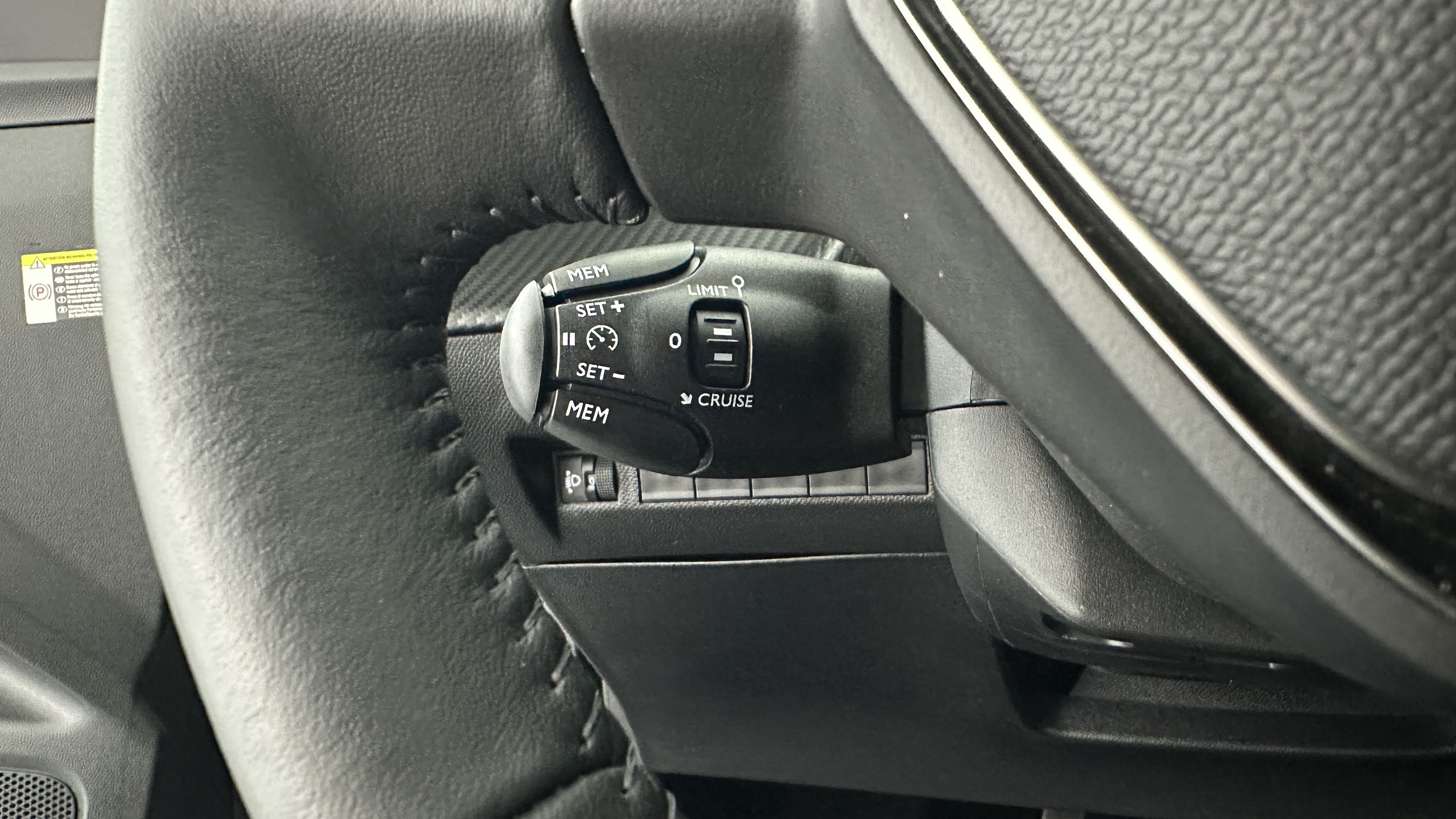 Peugeot 2008 - Image 18