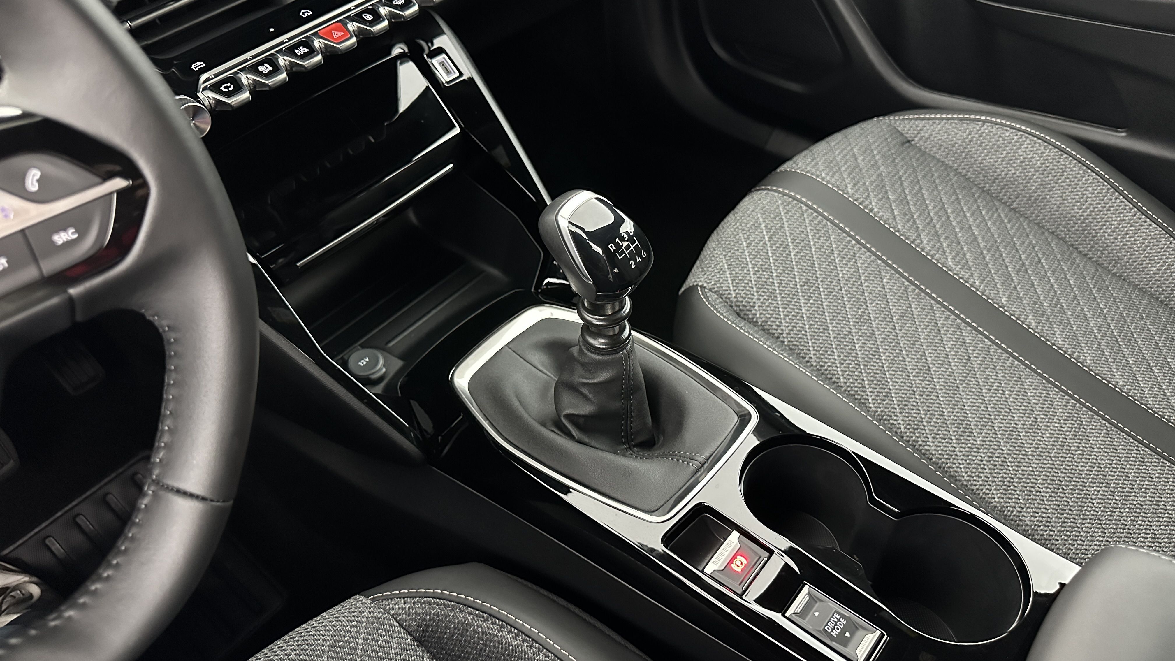 Peugeot 2008 - Image 22