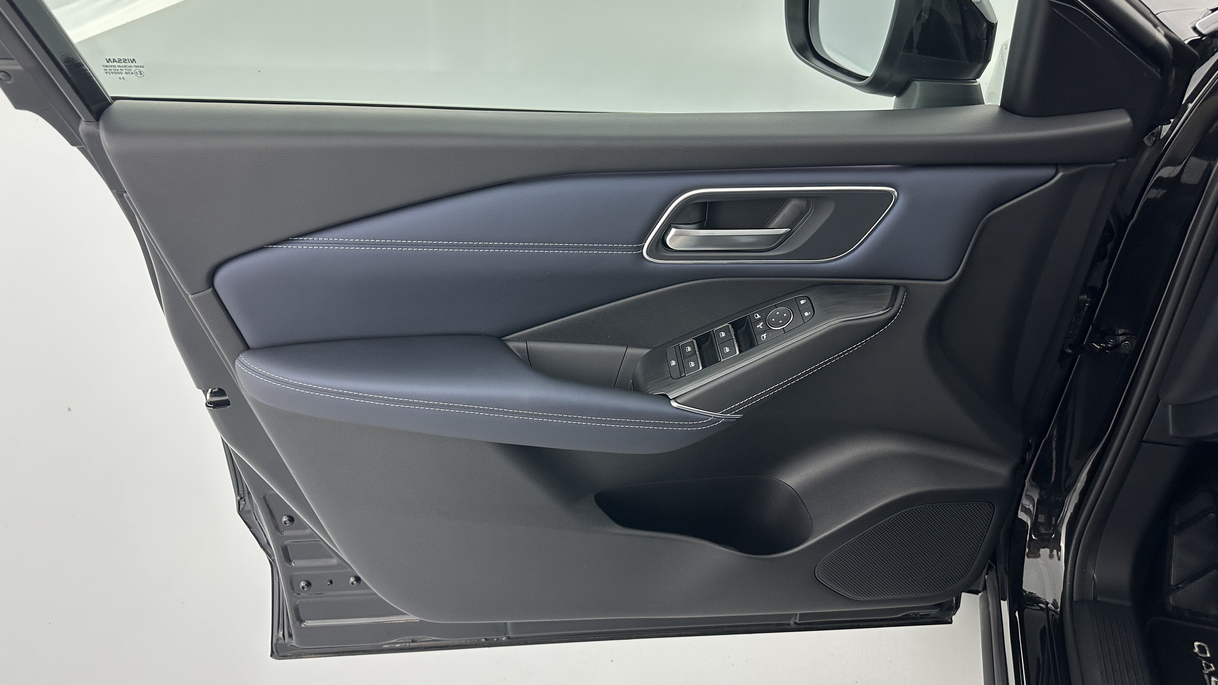 Nissan QASHQAI - Image 12