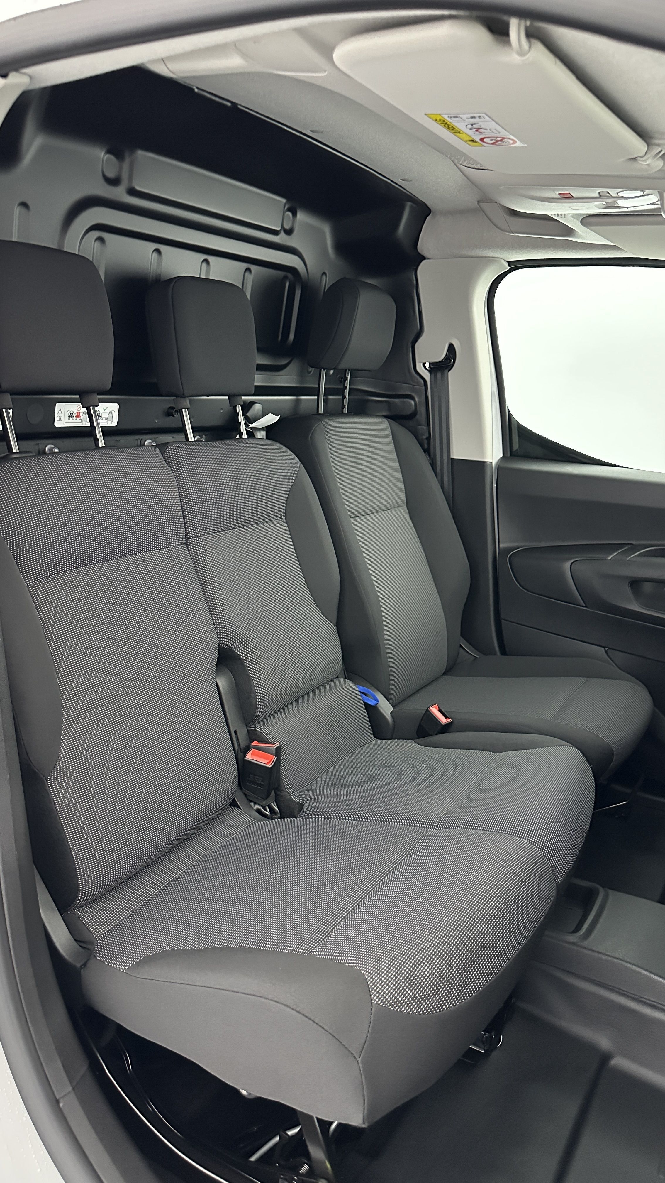Peugeot PARTNER CABINE APPROFONDIE NOUVEAU - Image 14