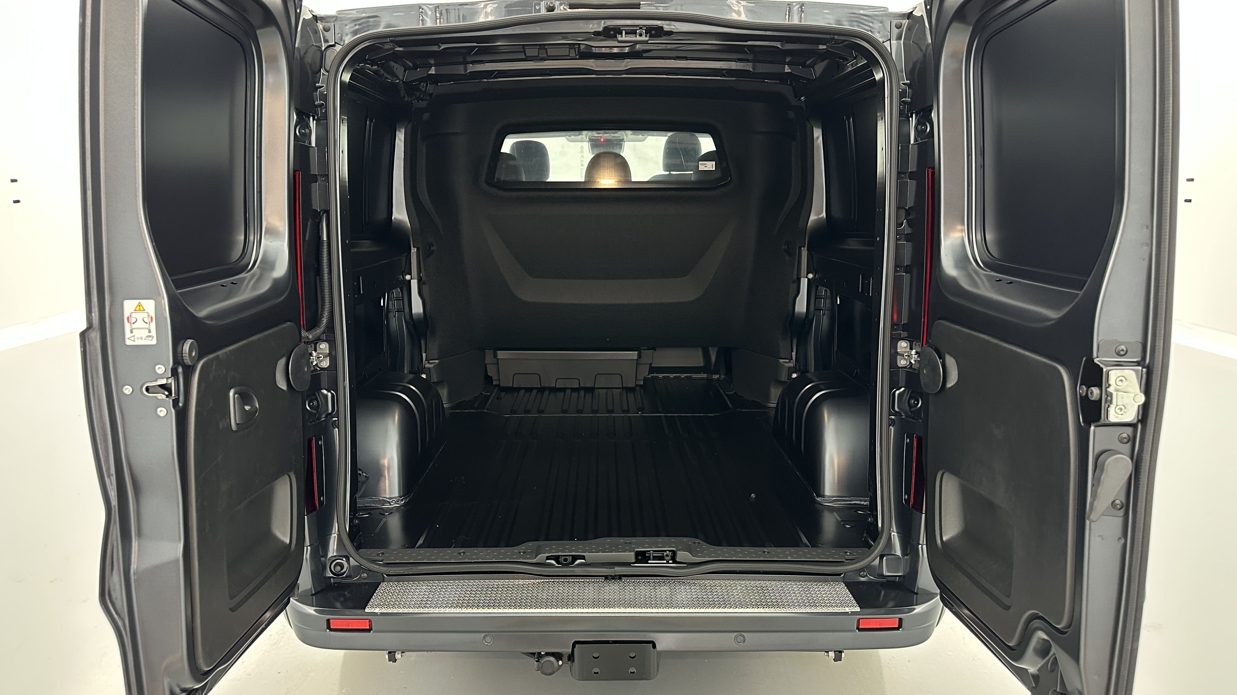 Renault Trucks TRAFIC CA - Image 9