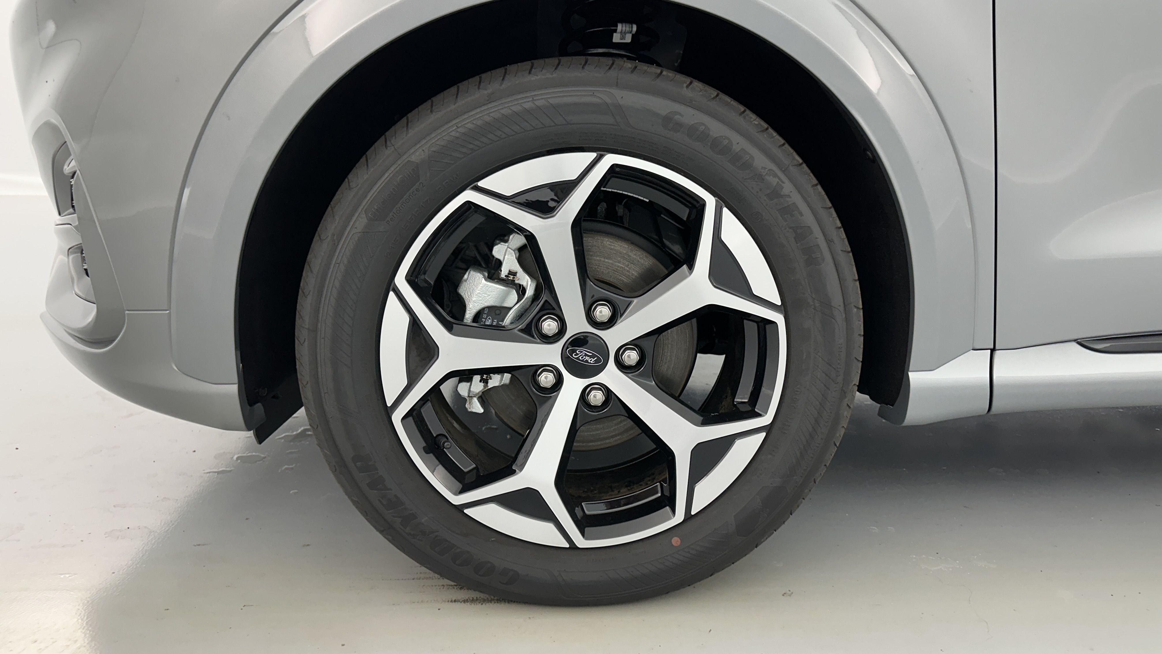 Ford PUMA - Image 11