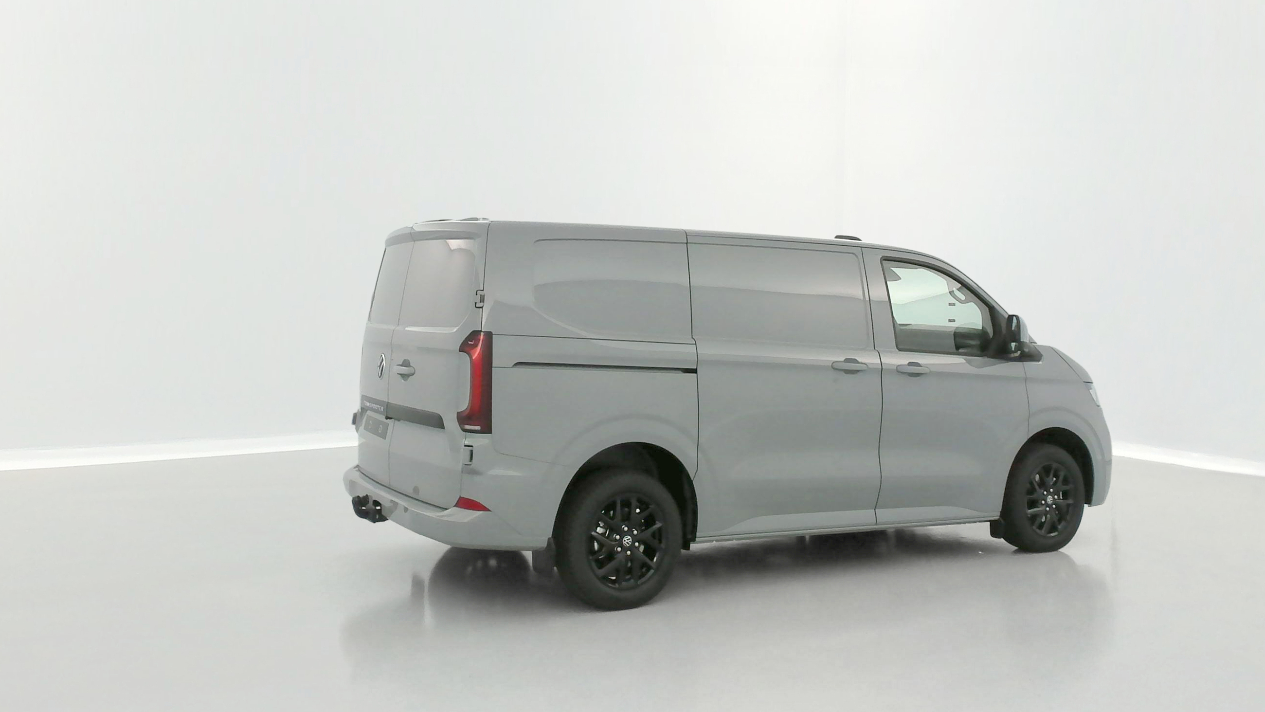 Volkswagen Transporter - Image 25