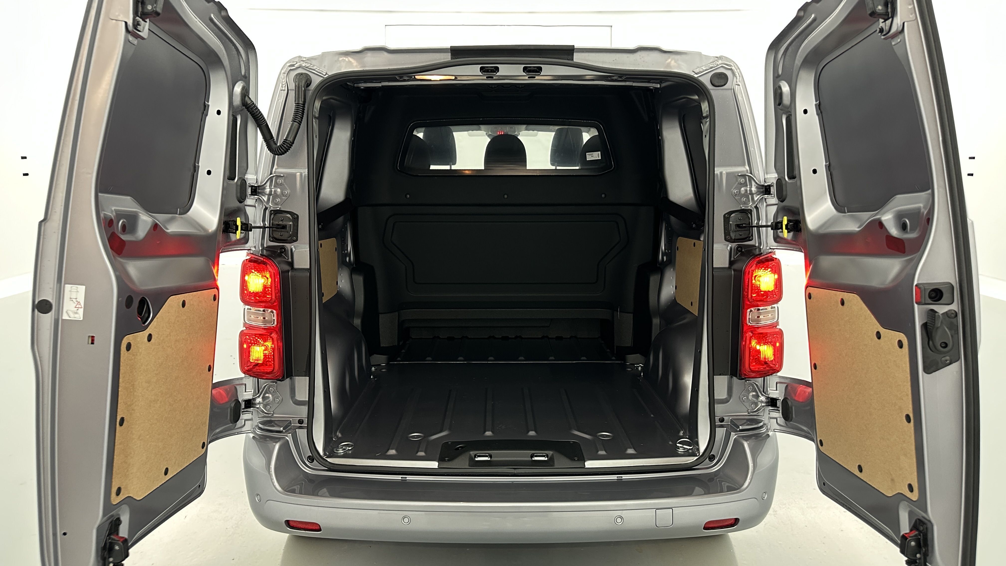 Peugeot Expert Cabine Approfondie - Image 9