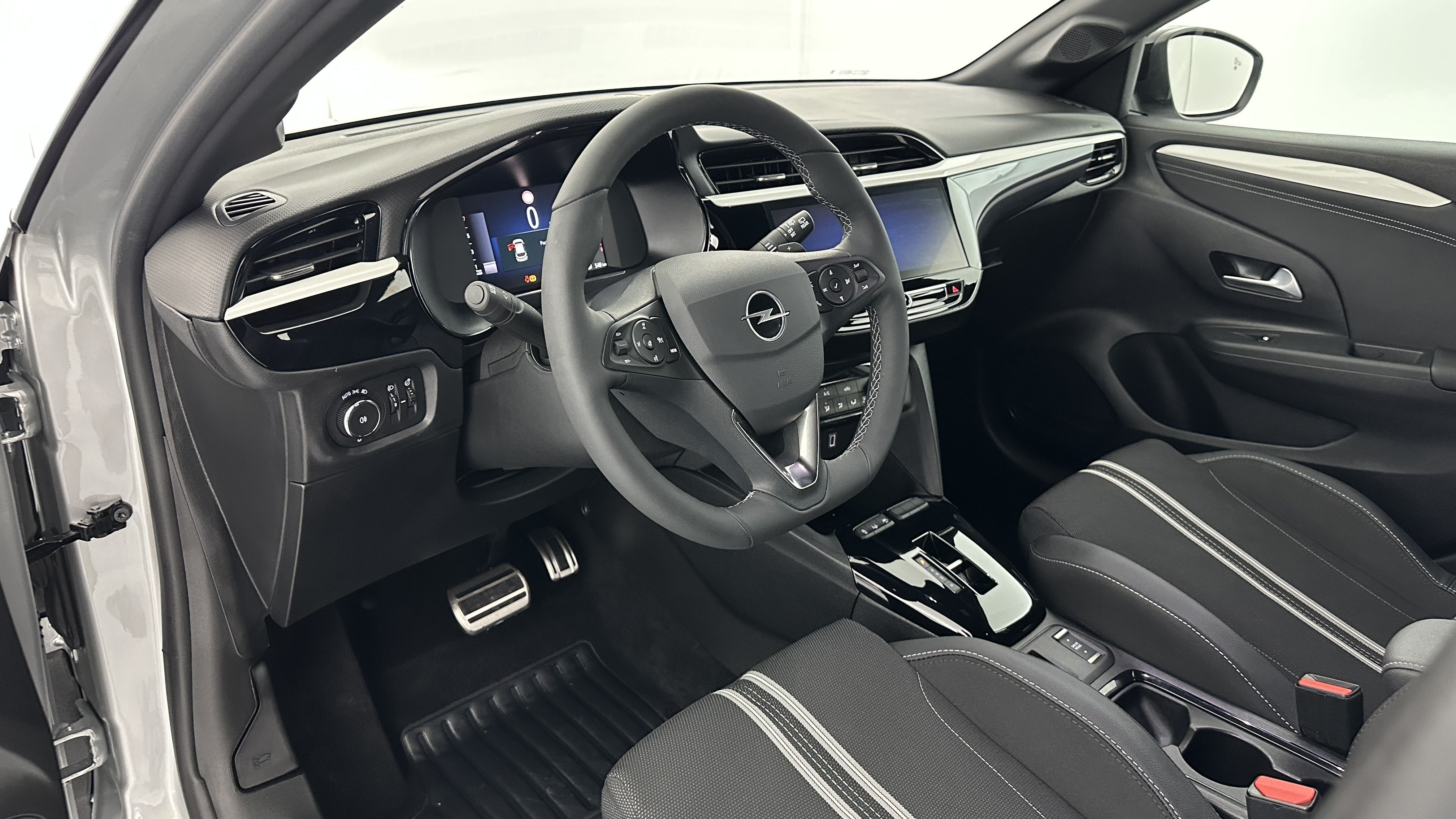 Opel Corsa - Image 6