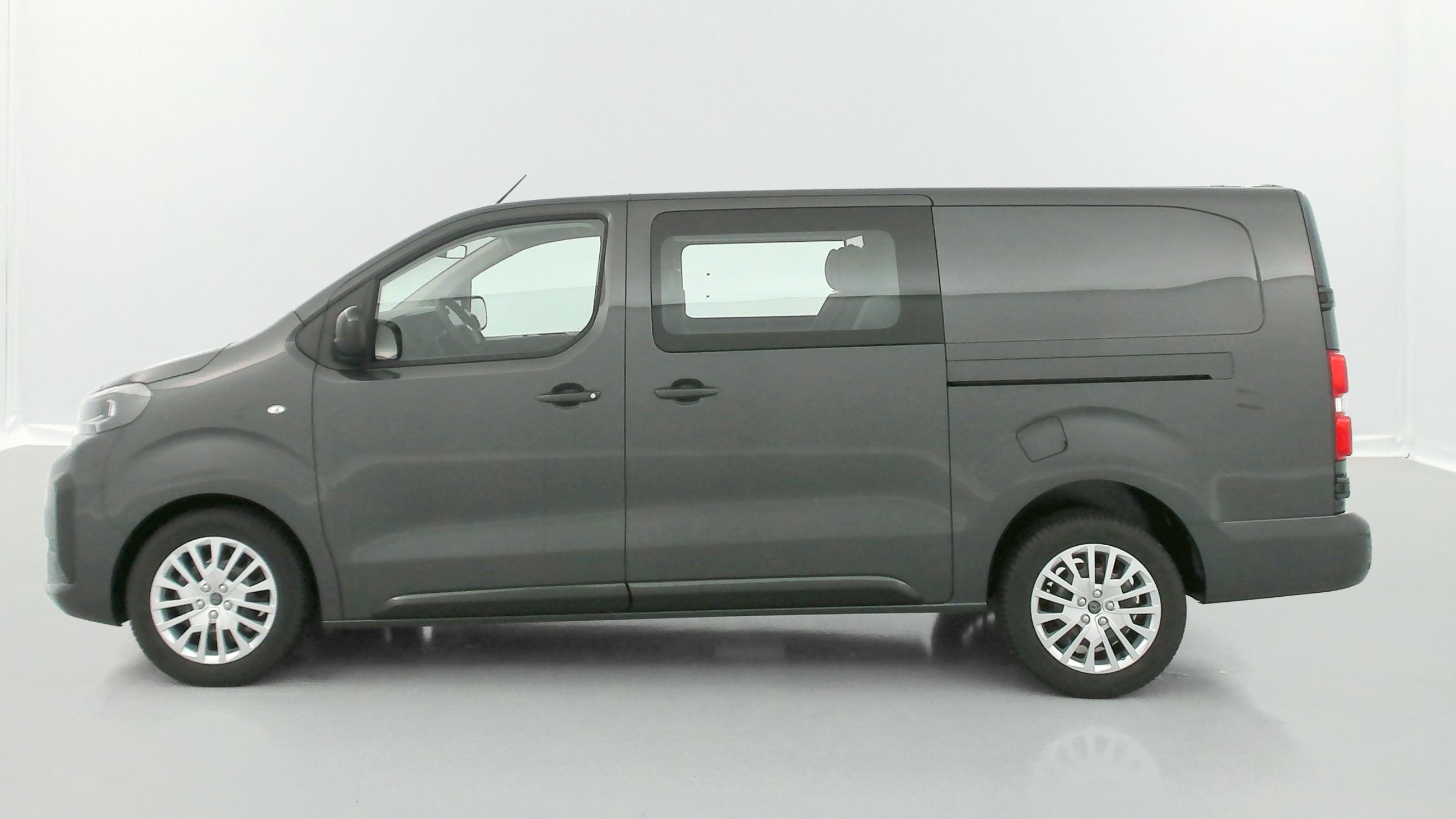 Peugeot Expert Cabine Approfondie - Image 4