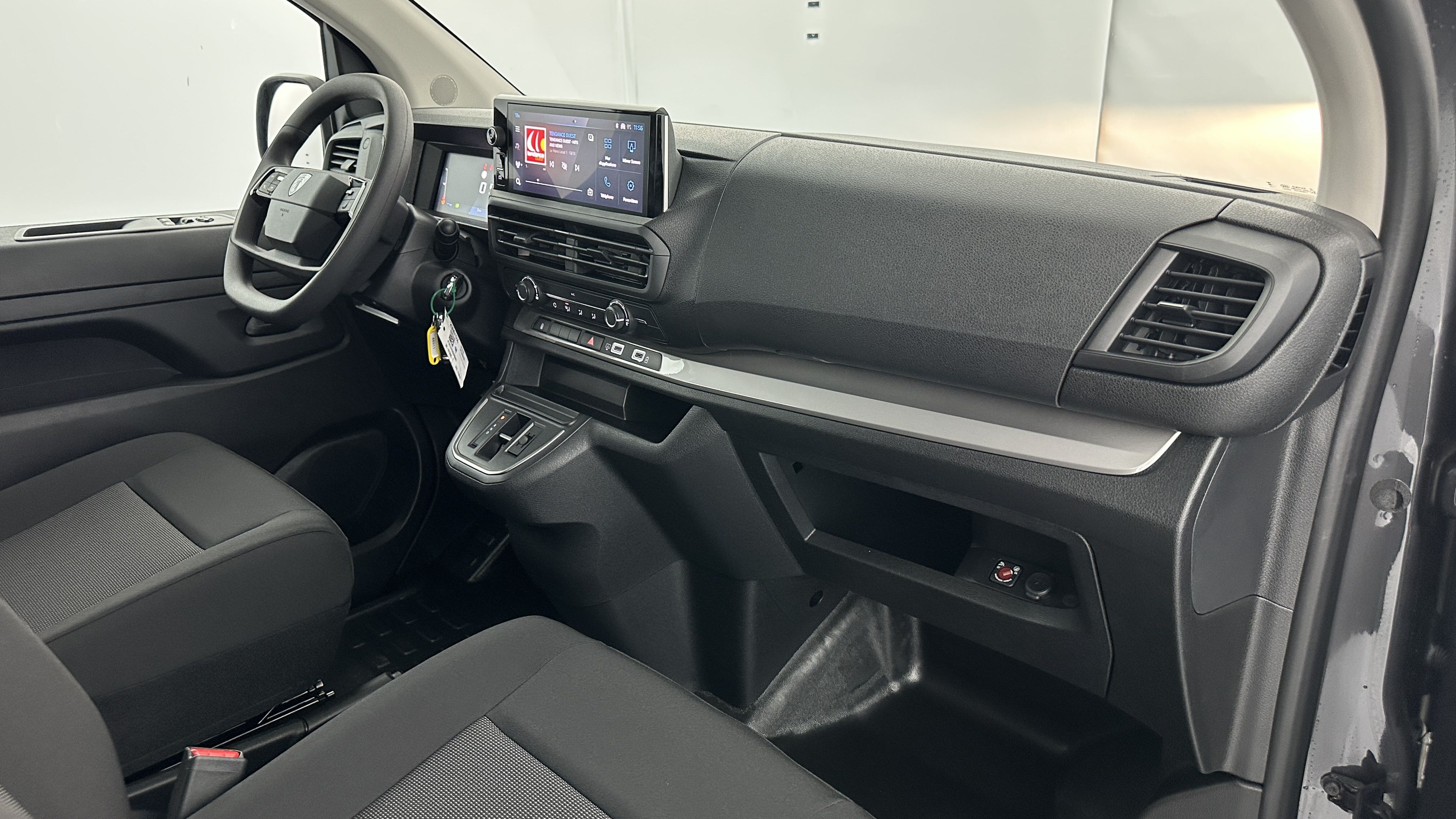 Peugeot Expert Cabine Approfondie - Image 7