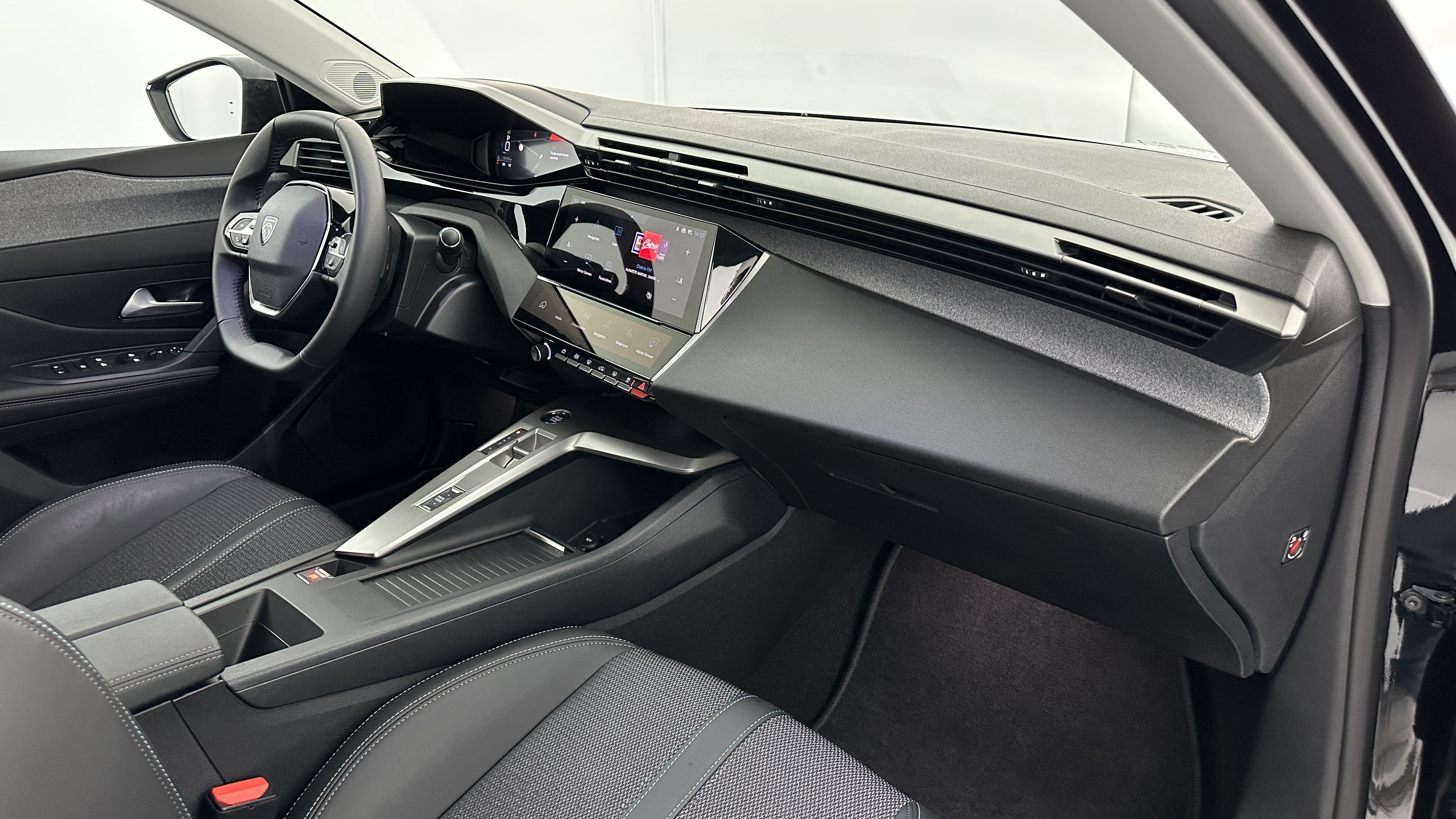 Peugeot 308 - Image 8