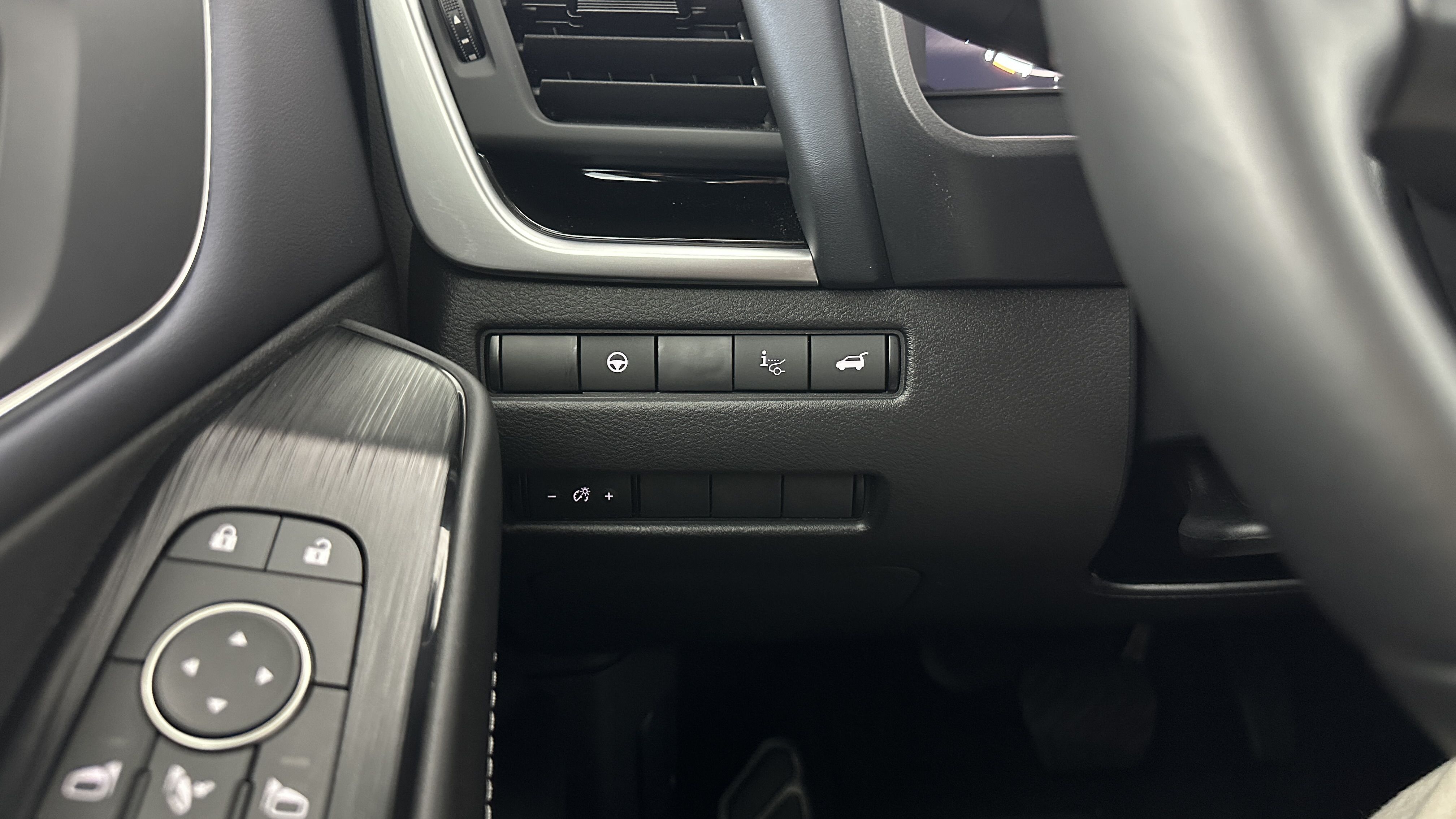 Nissan QASHQAI - Image 23