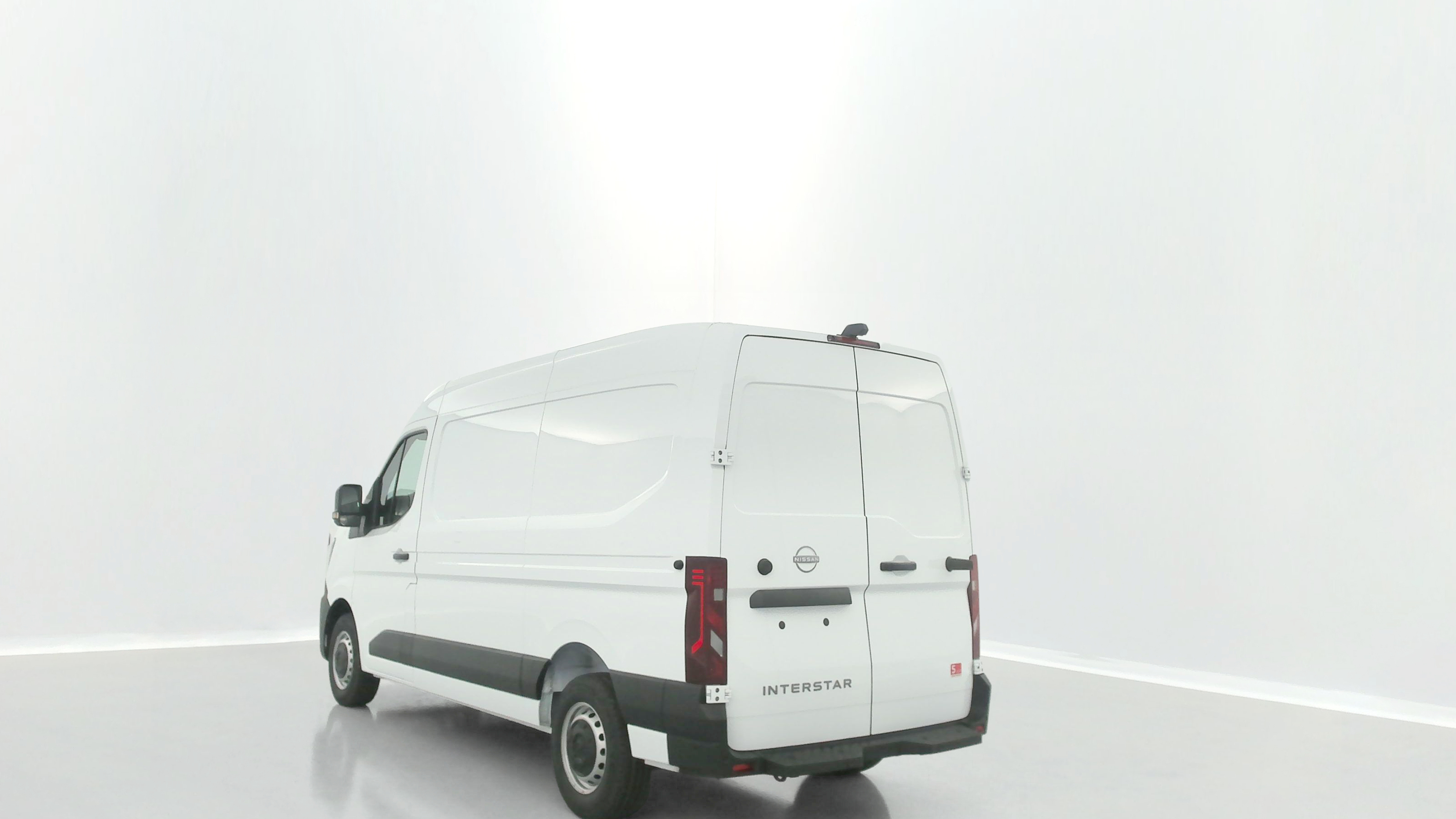 Nissan Interstar Fourgon - Image 5