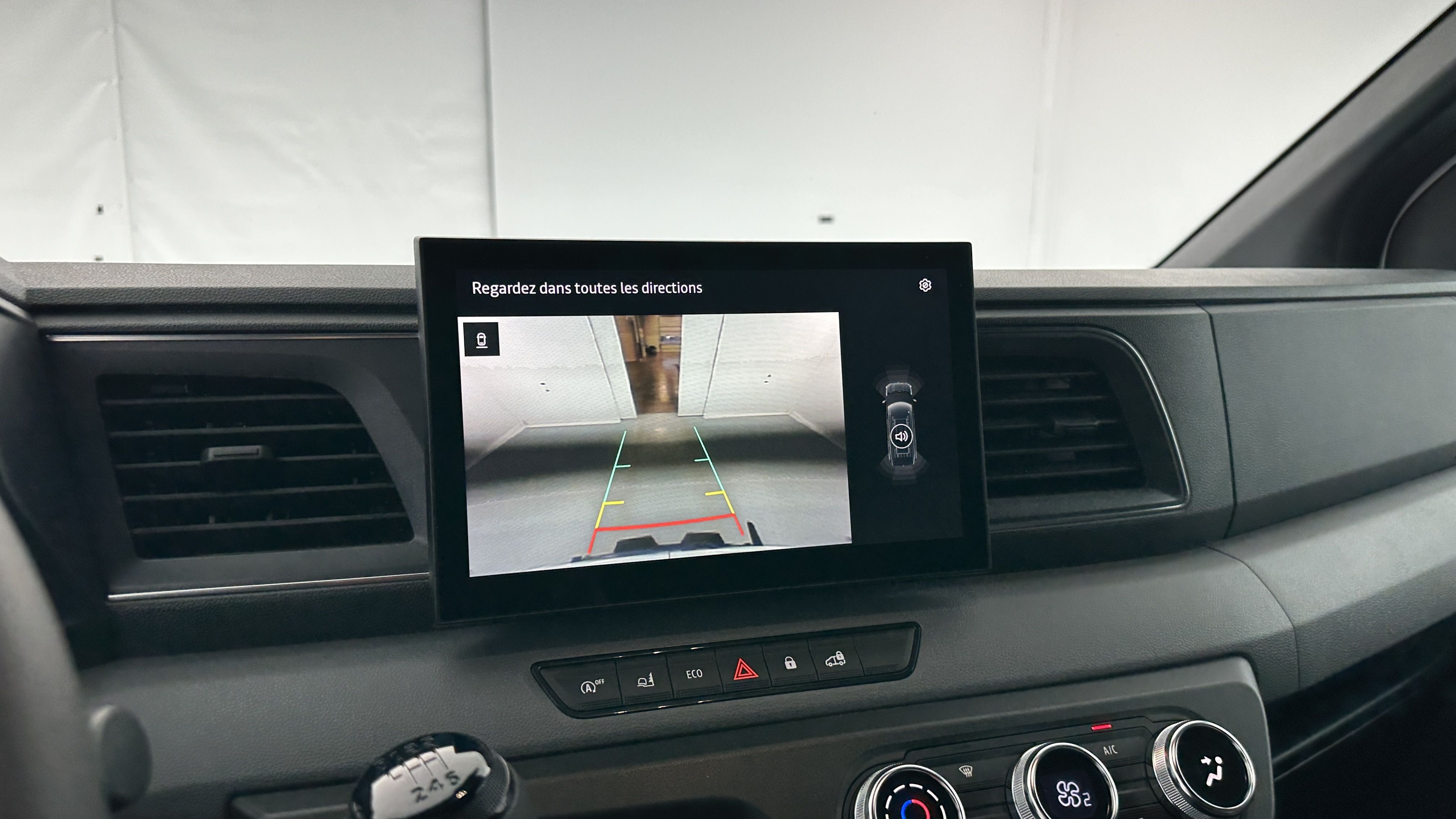 Nissan Interstar Fourgon - Image 13