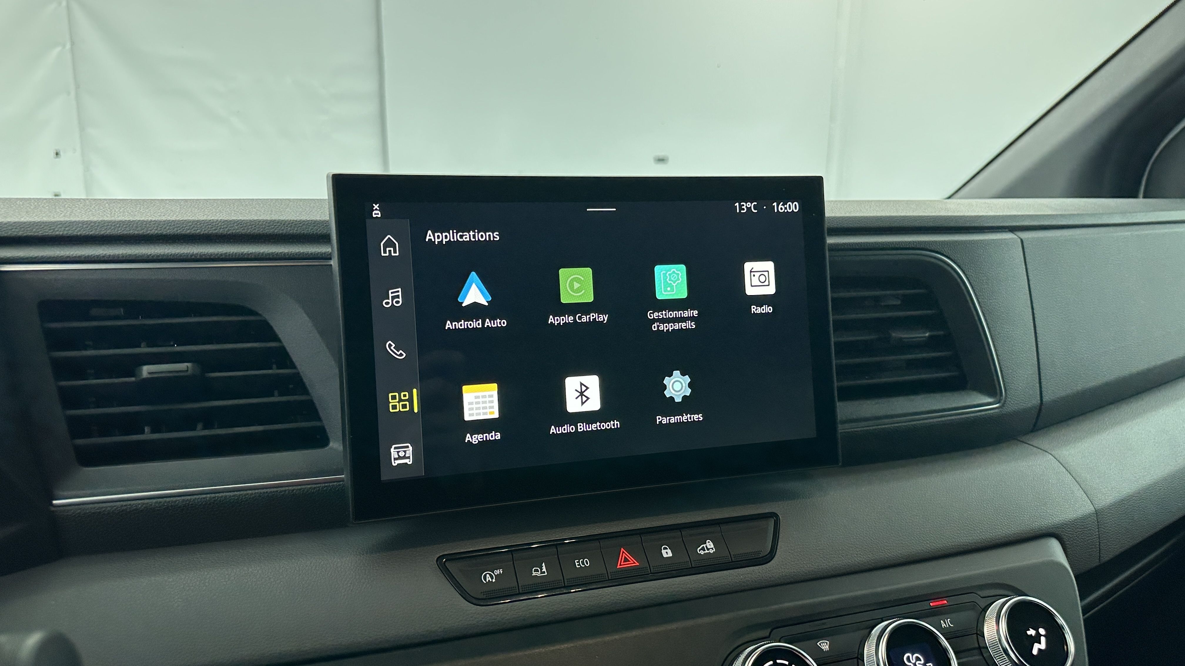 Nissan Interstar Fourgon - Image 14