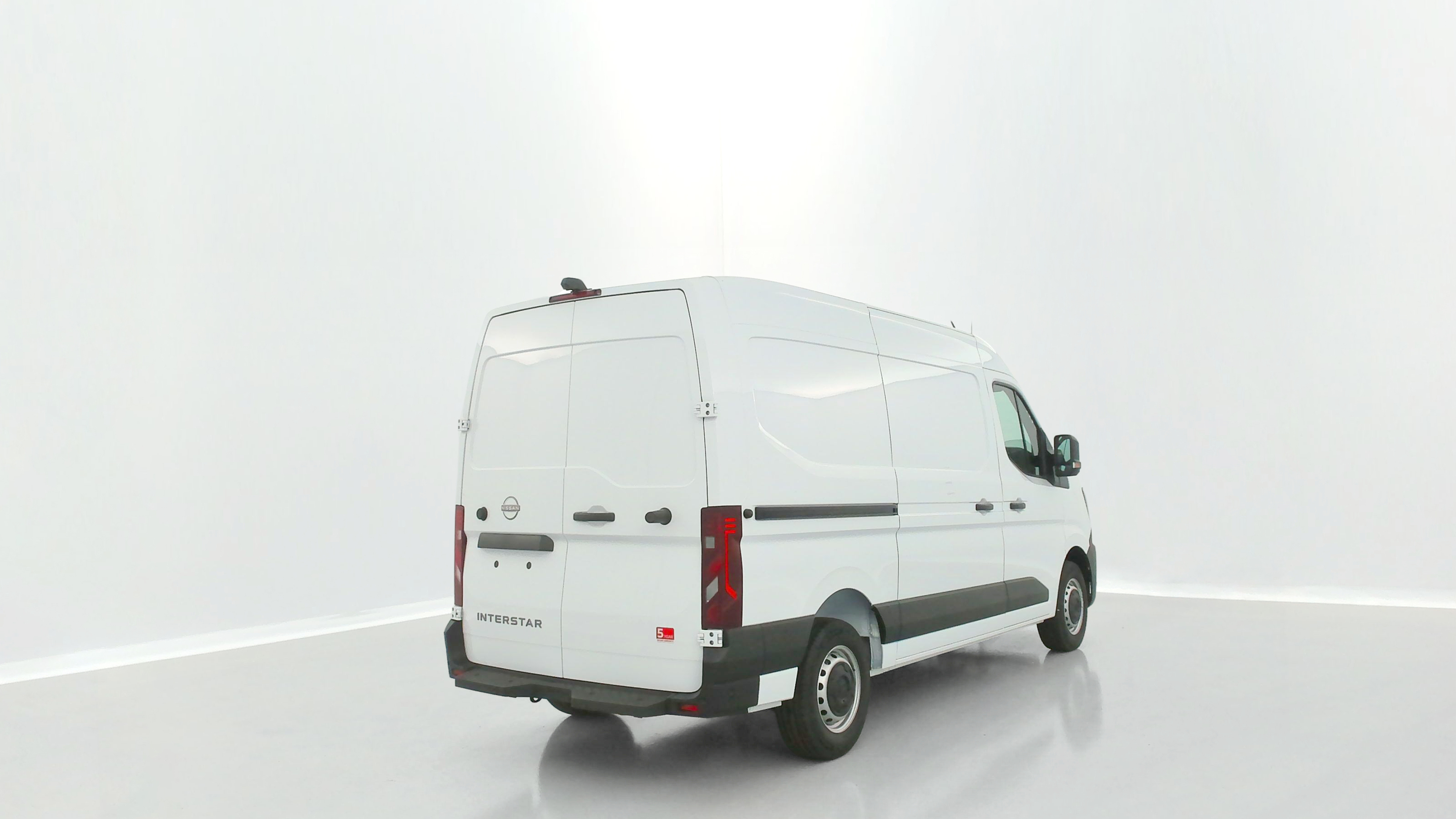 Nissan Interstar Fourgon - Image 17