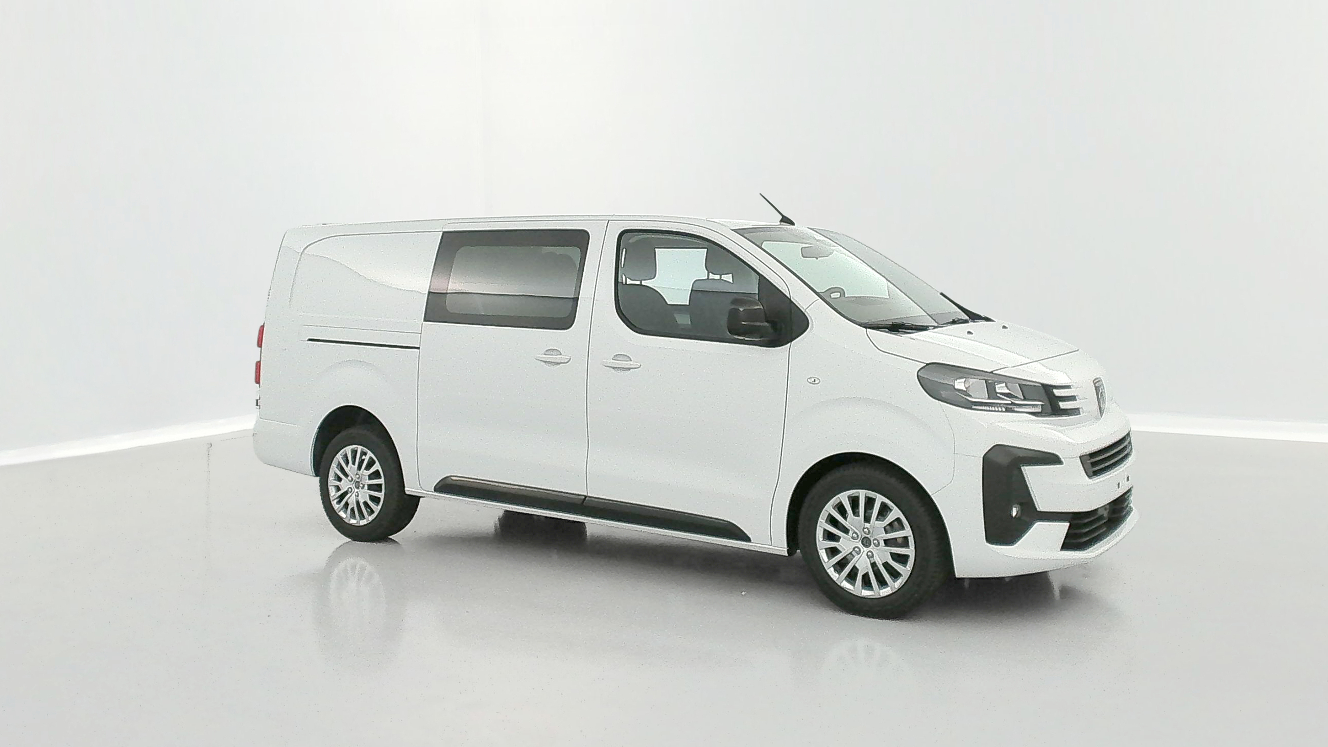 Peugeot Expert Cabine Approfondie - Image 23