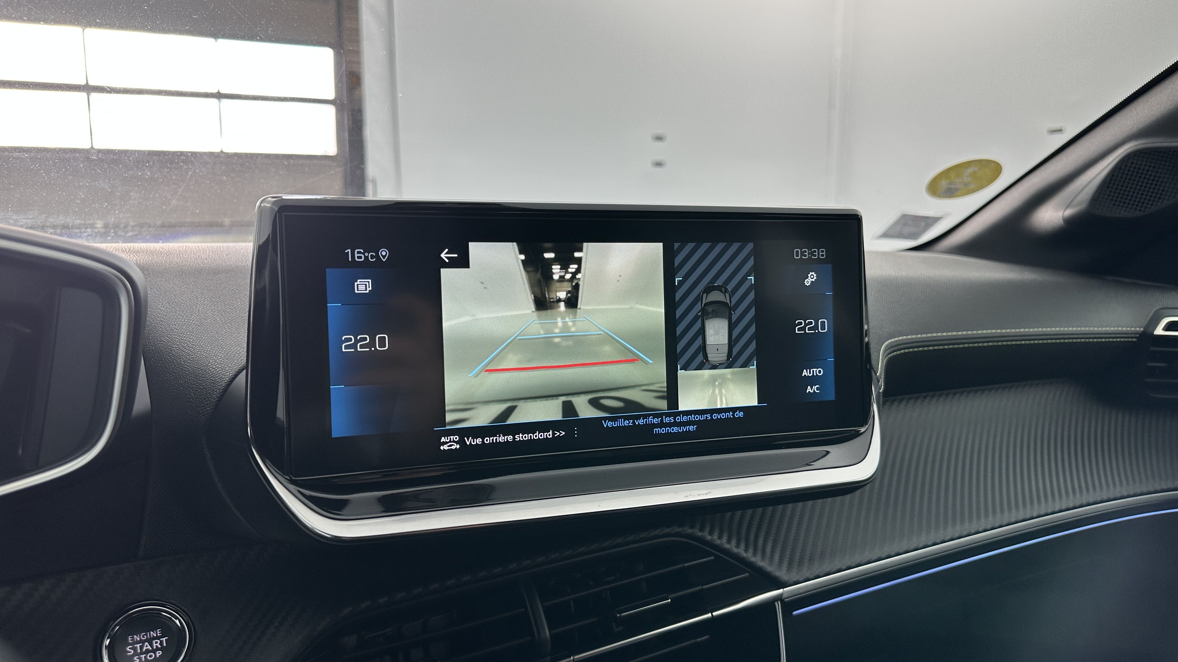 Peugeot 208 - Image 19